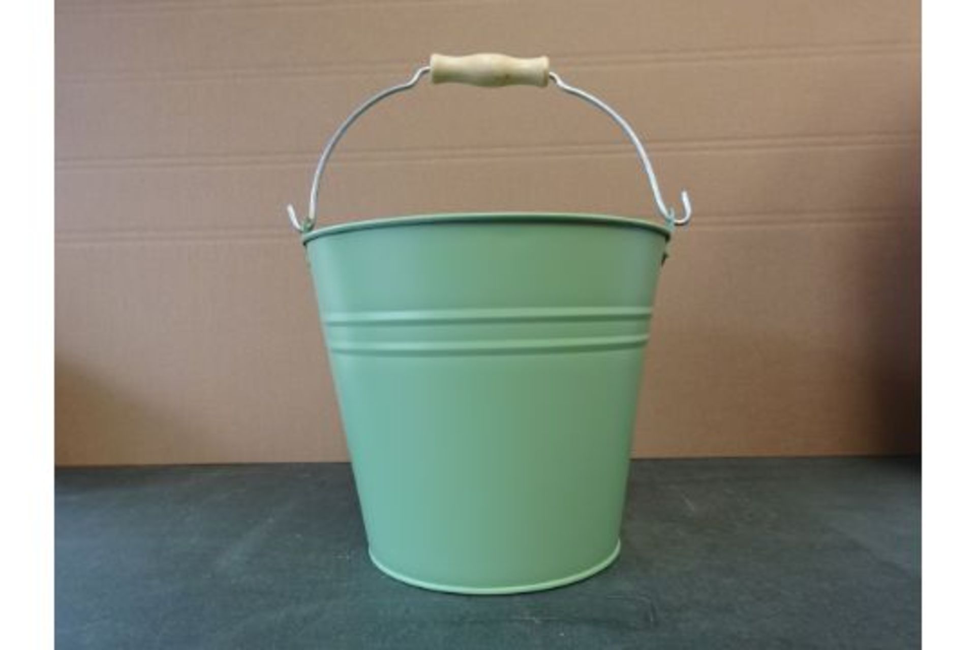 RRP £12.99 - Esschert Design Metal bucket with wooden handle - bucket height 20cm -sage