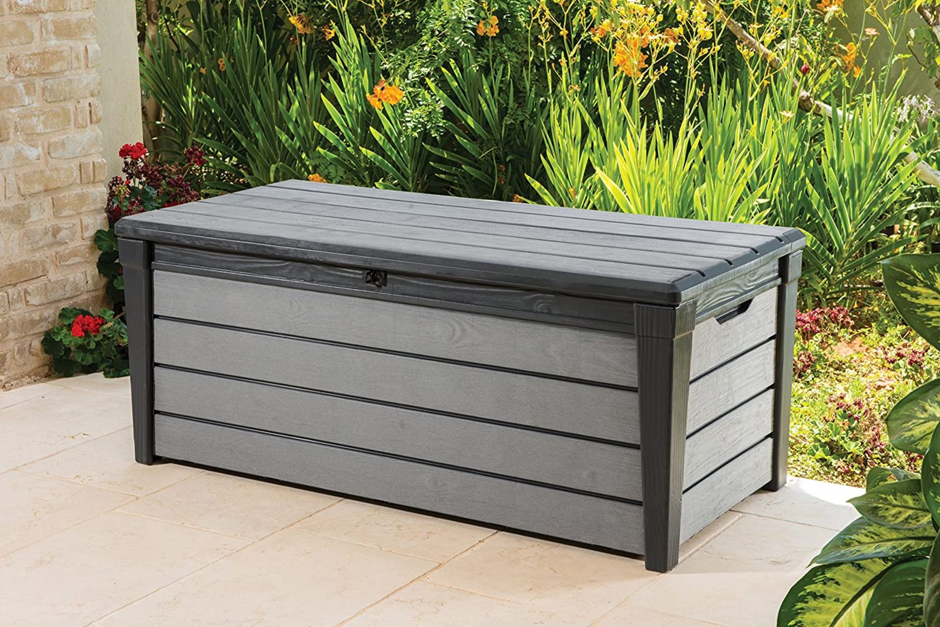 RRP £209.99 - New Keter Large 454 Liter Brushwood Plastic Storage Box - H 60.3 x W 145 x D 69.7cm