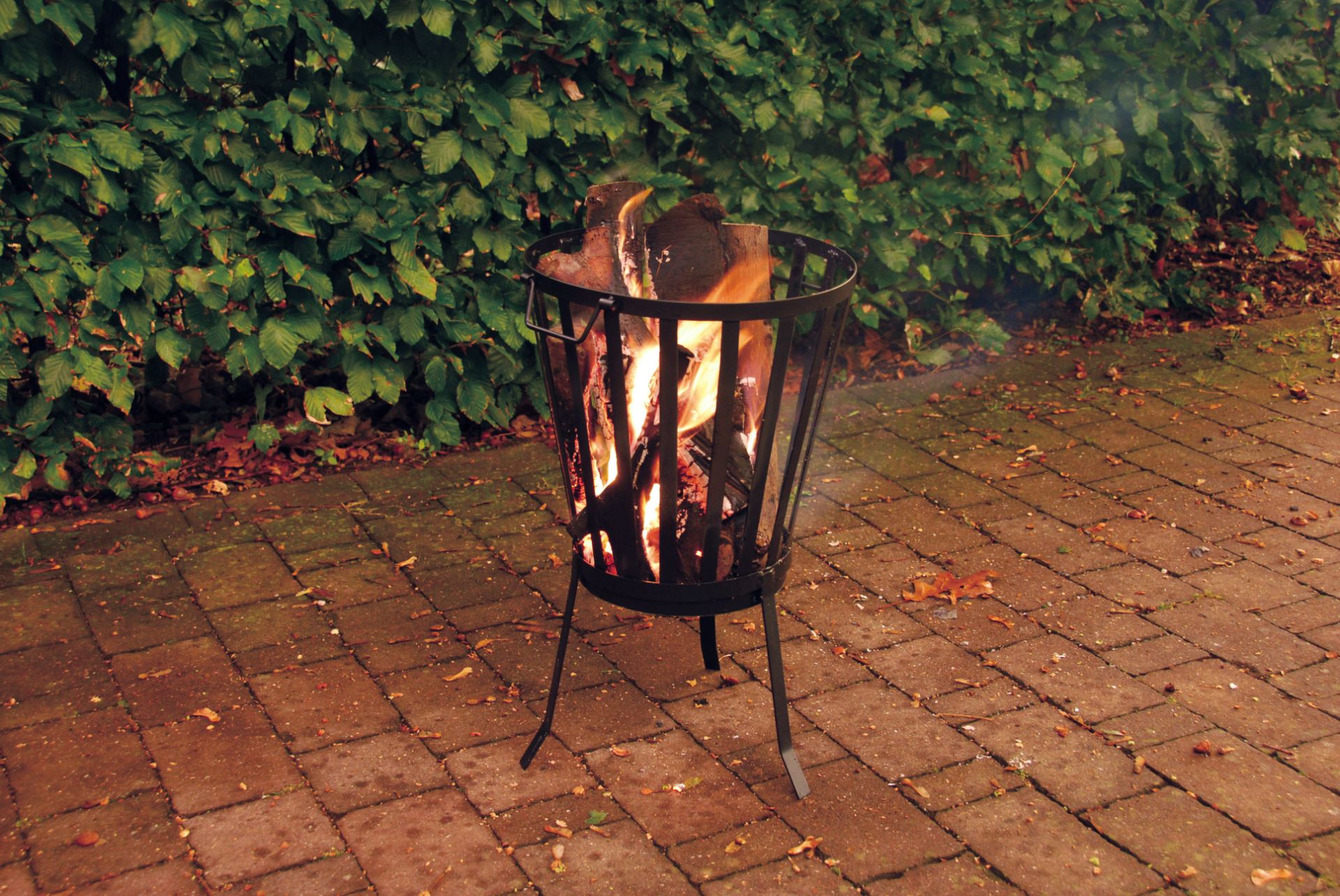 RRP £46.99 - FF69 New Black Metal Patio Bazer - COLLECTION OR PALLET DELIVERY ONLY