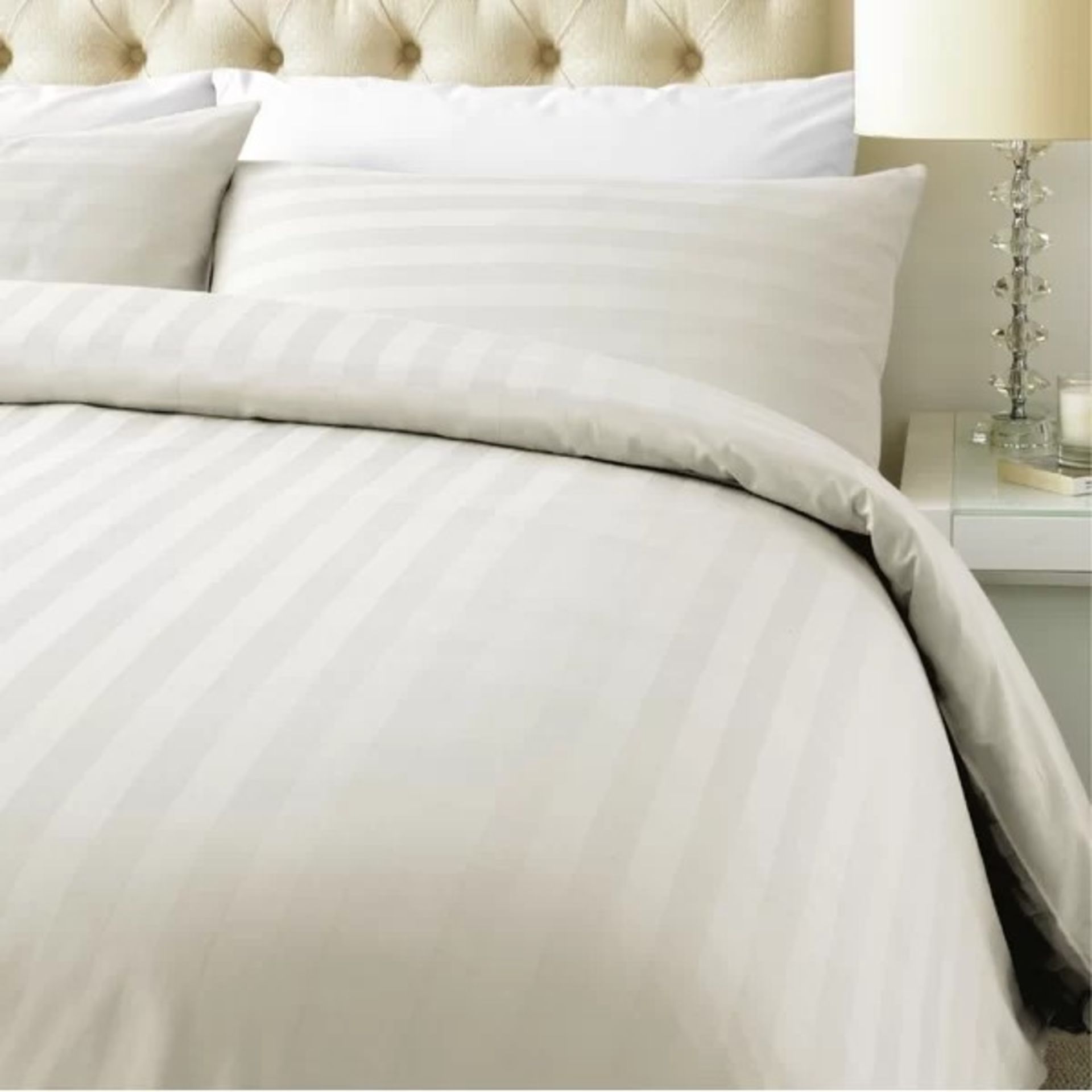 RRP £46.99 - Bastow 800 TC Stripe Duvet Cover Set - Super King Duvet Cover + 2 Standard