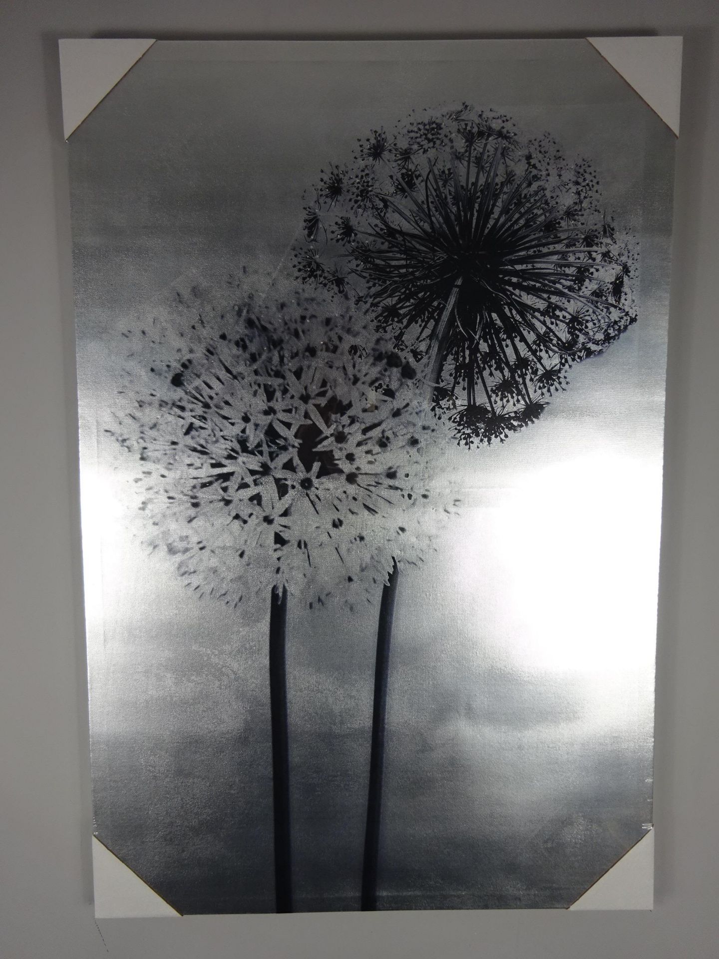 Silver elderflower with sparkles framed print - 90cm x 60cm