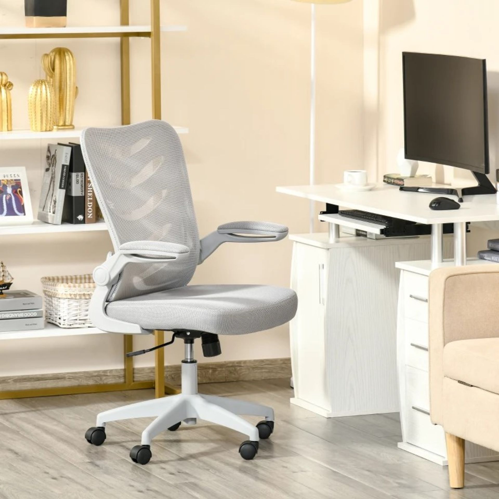 RRP £105.99 - Vinsetto Mesh Office Chair Swivel Task Computer Chair for Home w/ Lumbar Support,