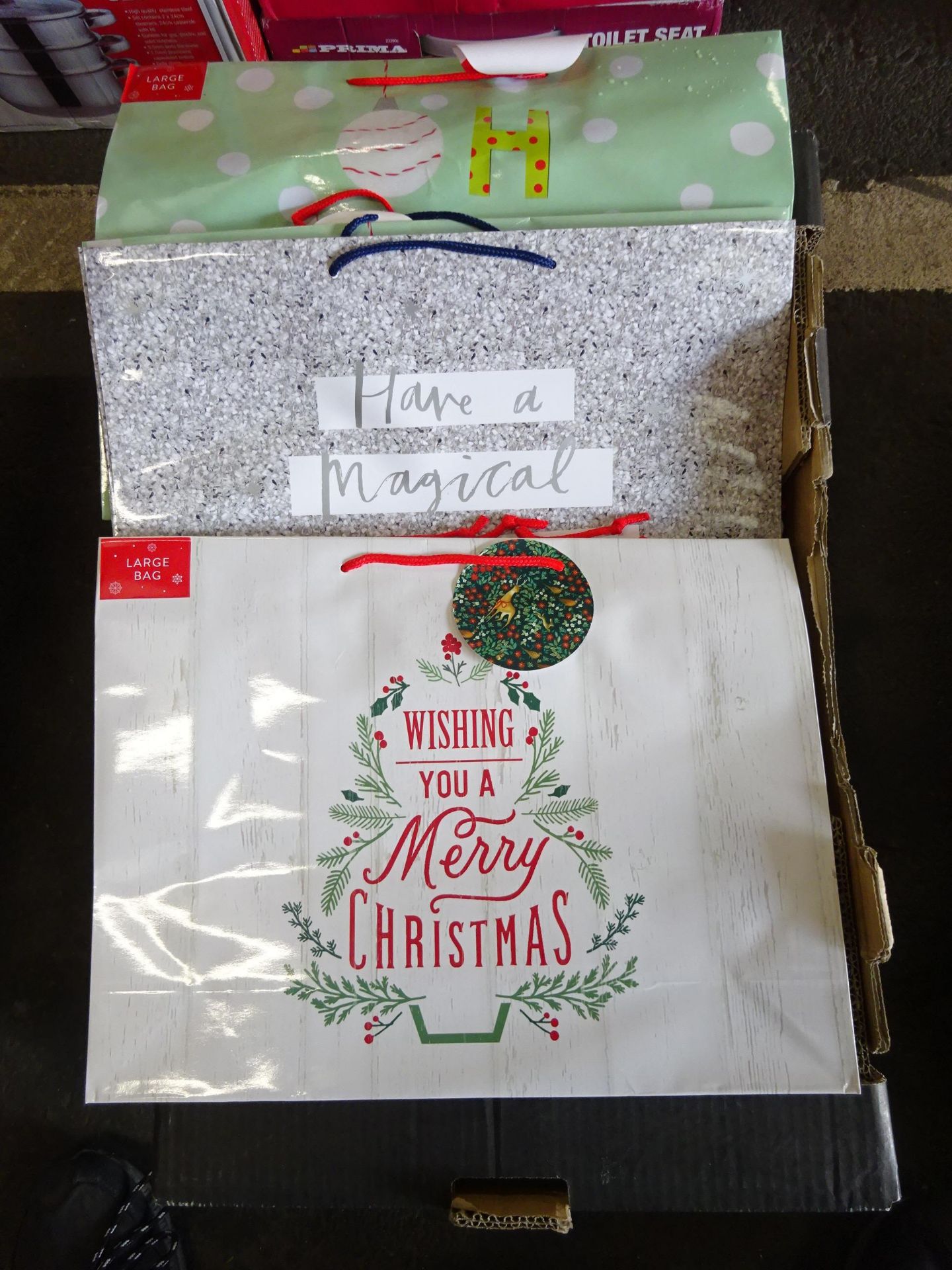 BOX OF 50 LARGE CHRISTMAS BAGS 3 DESIGNS