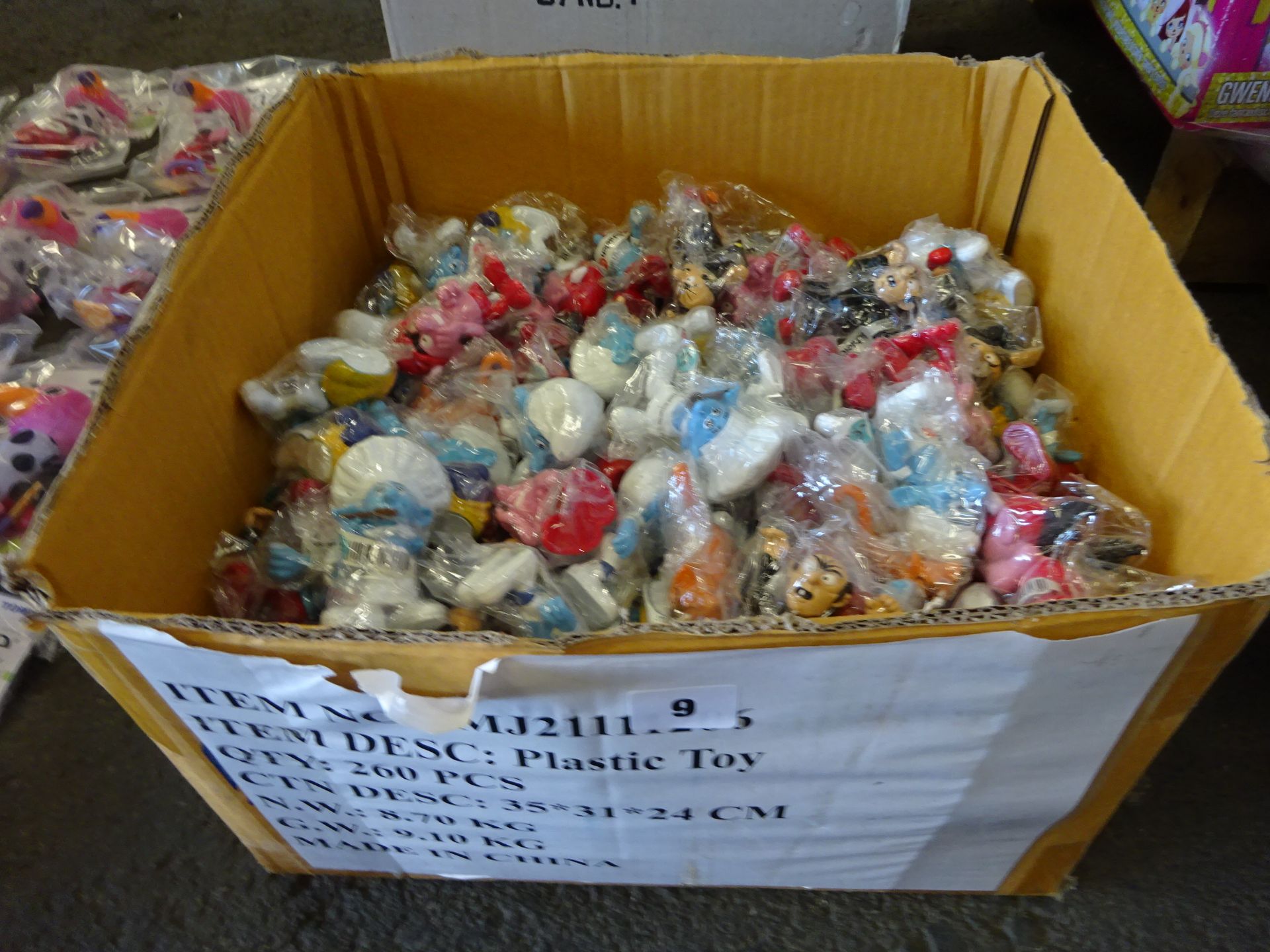 BOX OF APPROX 260 SCHLEICH SMURF FIGURES