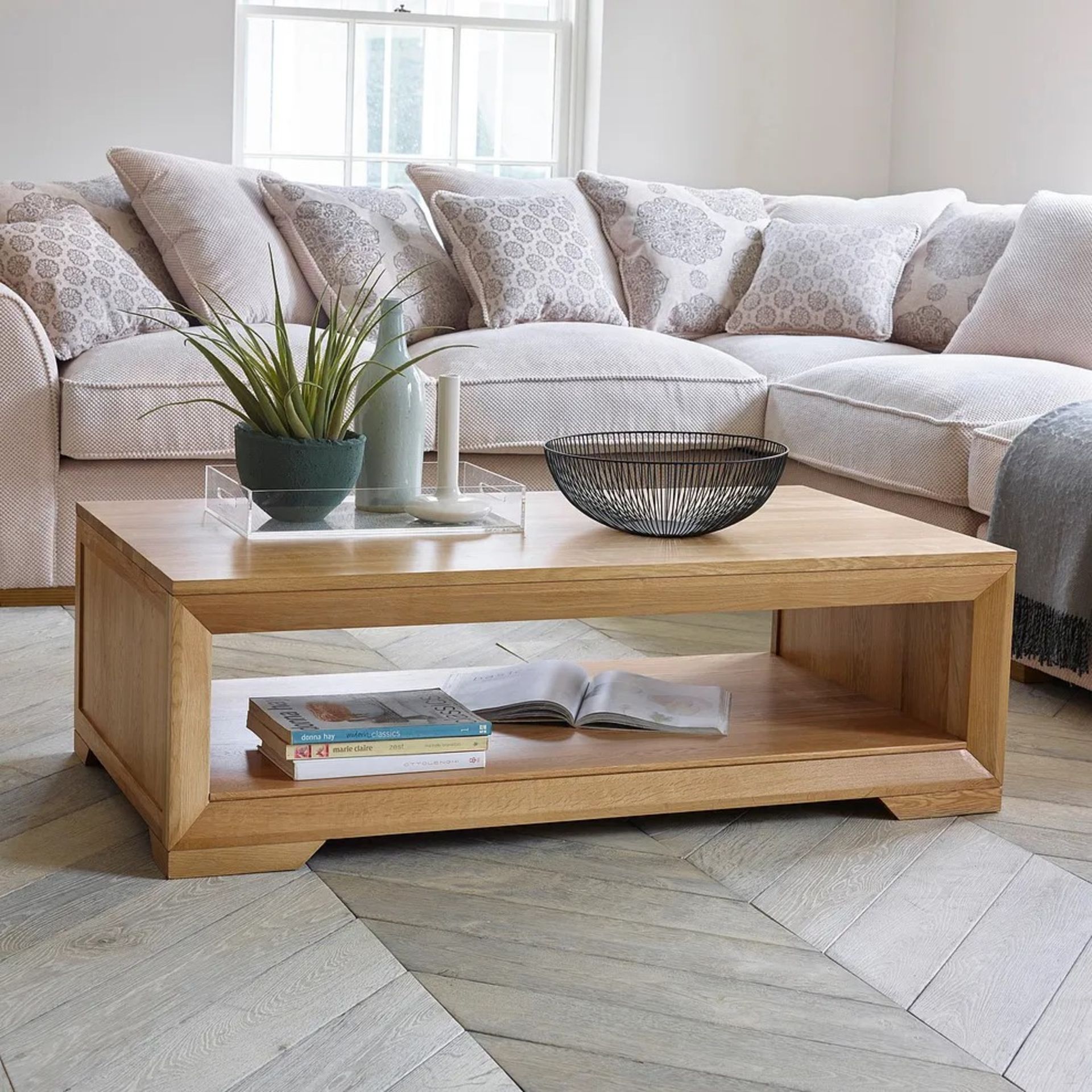 RRP £369.99 - Oak Furnitureland BEVEL Natural Solid Oak Coffee Table 130 X 41 X 70CM - MAY HAVE A