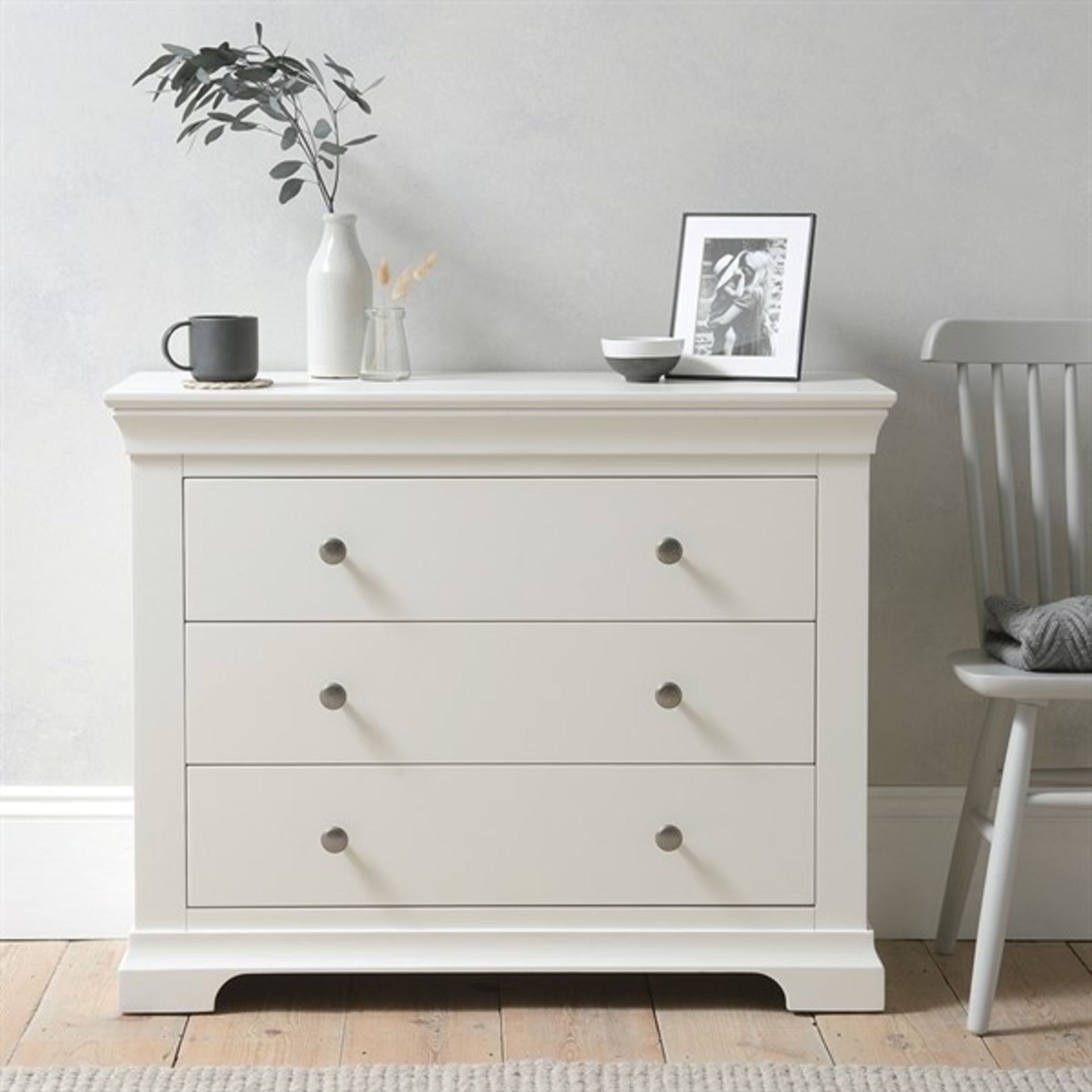 RRP £399 - Cotswold Company Chantilly Warm White 3 Drawer Chest (H)80 x (W) 100 x (D)42cm - BACK HAS