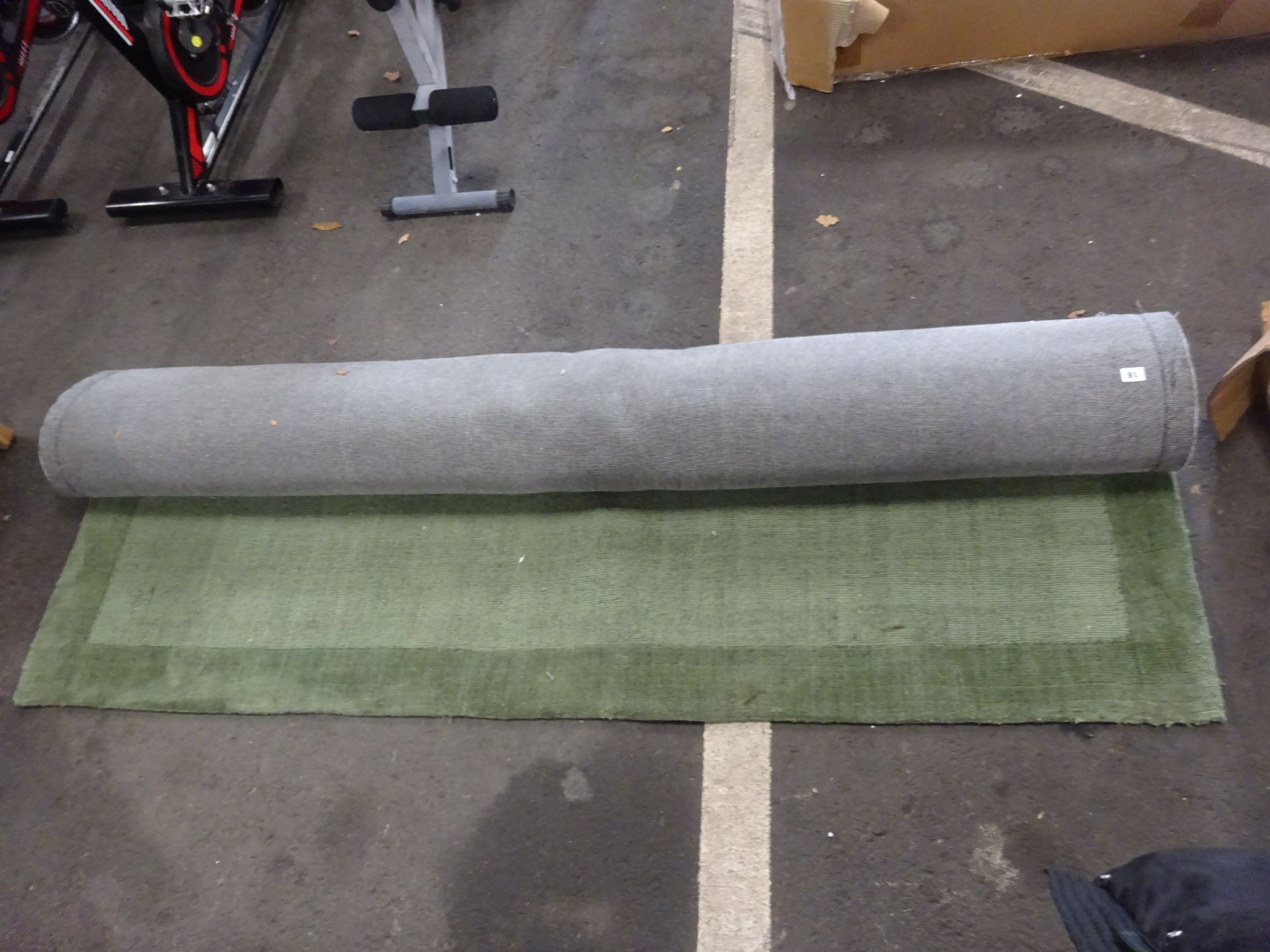 RRP £299.99 - Made.com Jago Border Rug X Large 200 x 300cm Moss Green - COLLECTION ONLY - NO VAT - Image 2 of 3