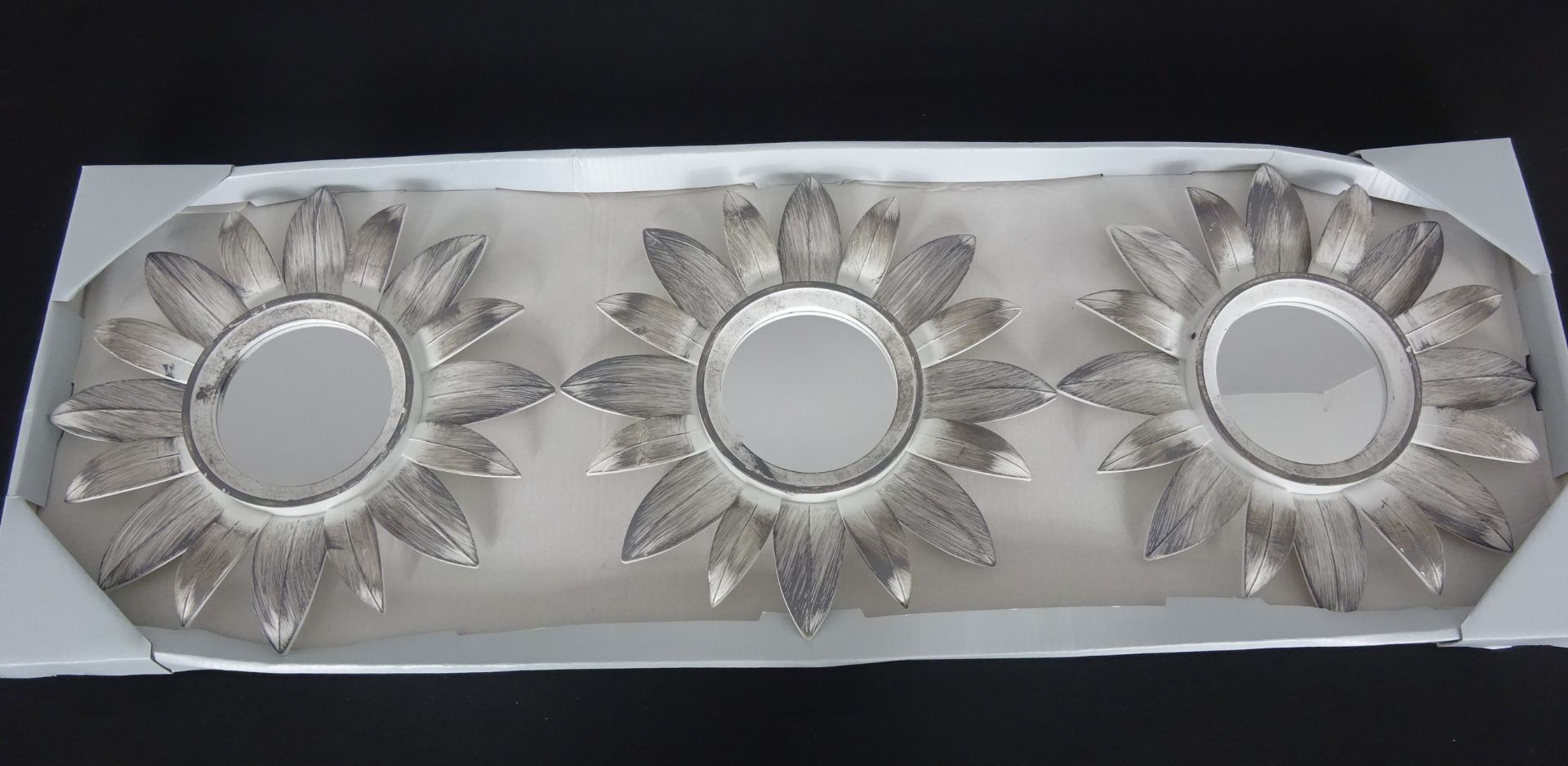 New Set Of 3 Indoor/Outdoor White Flower Mirrors
