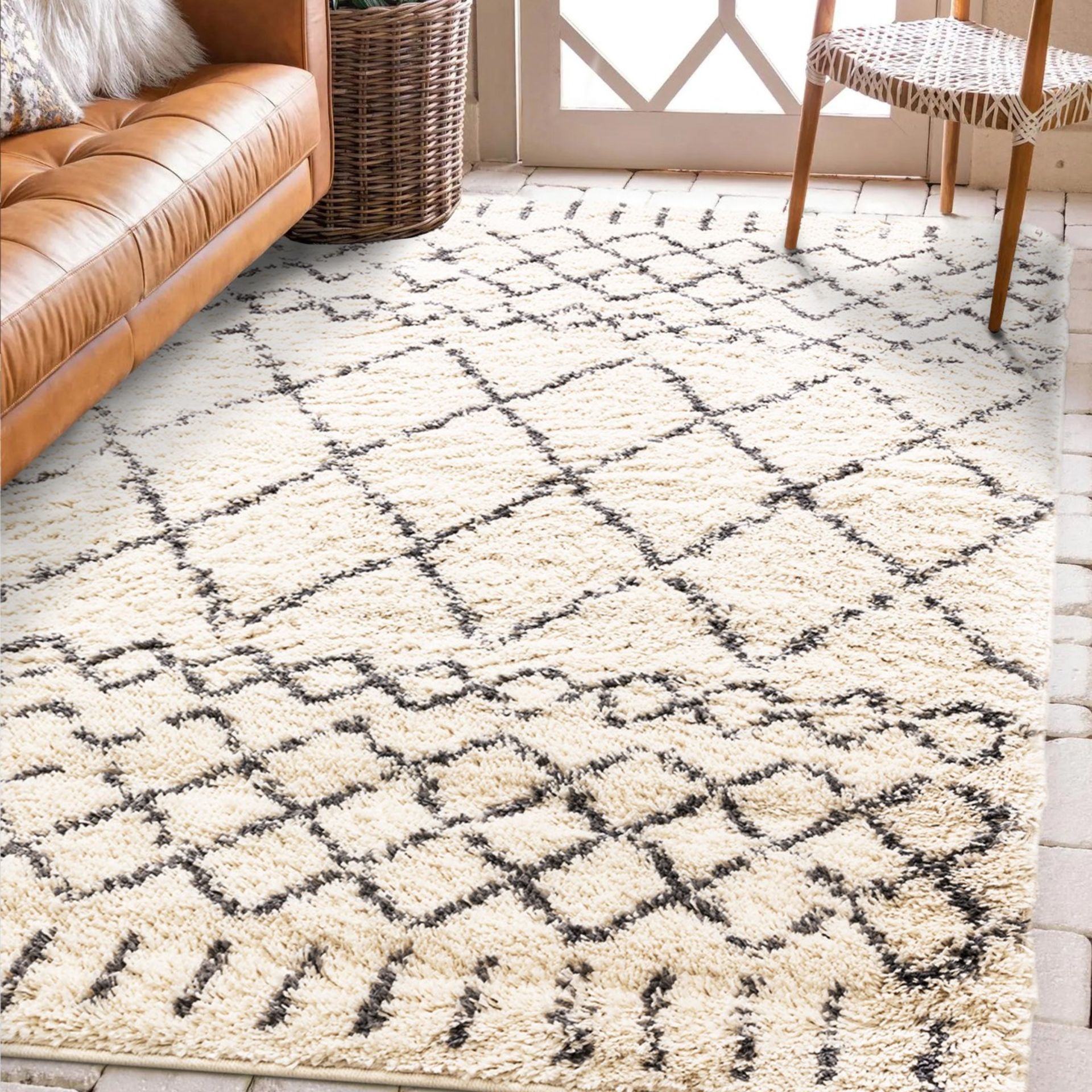 New Nordic 110x160cm Cream & Charcoal - 100% Polypropylene Rug - £10 Delivery