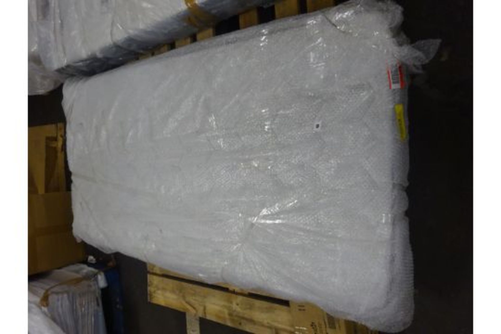 NEW MOIVERPOCKET SPRUNG 3FT SINGLE MATTRESS - MAY BE MARKED OR DIRTY FROM DELIVERY - COLLECTION