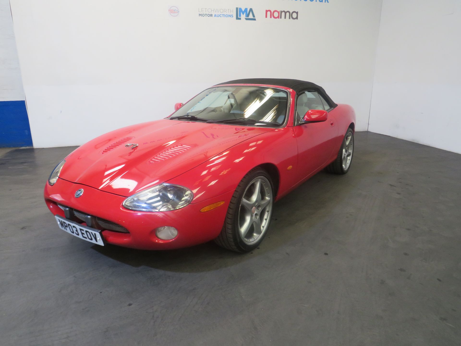 2003 Jaguar XKR Convertible Auto - 4196cc - Image 6 of 21