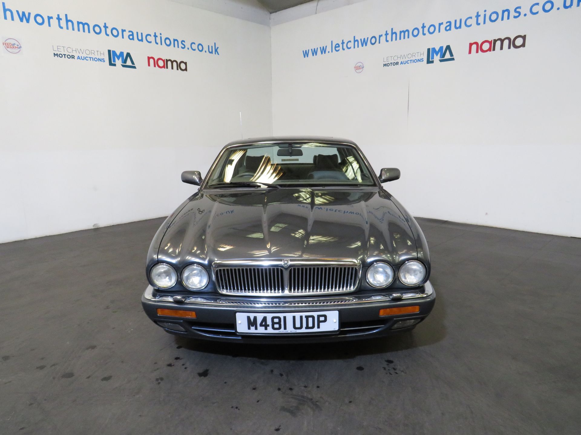 19994 Jaguar XJ6 Auto - 3239cc - Image 2 of 15