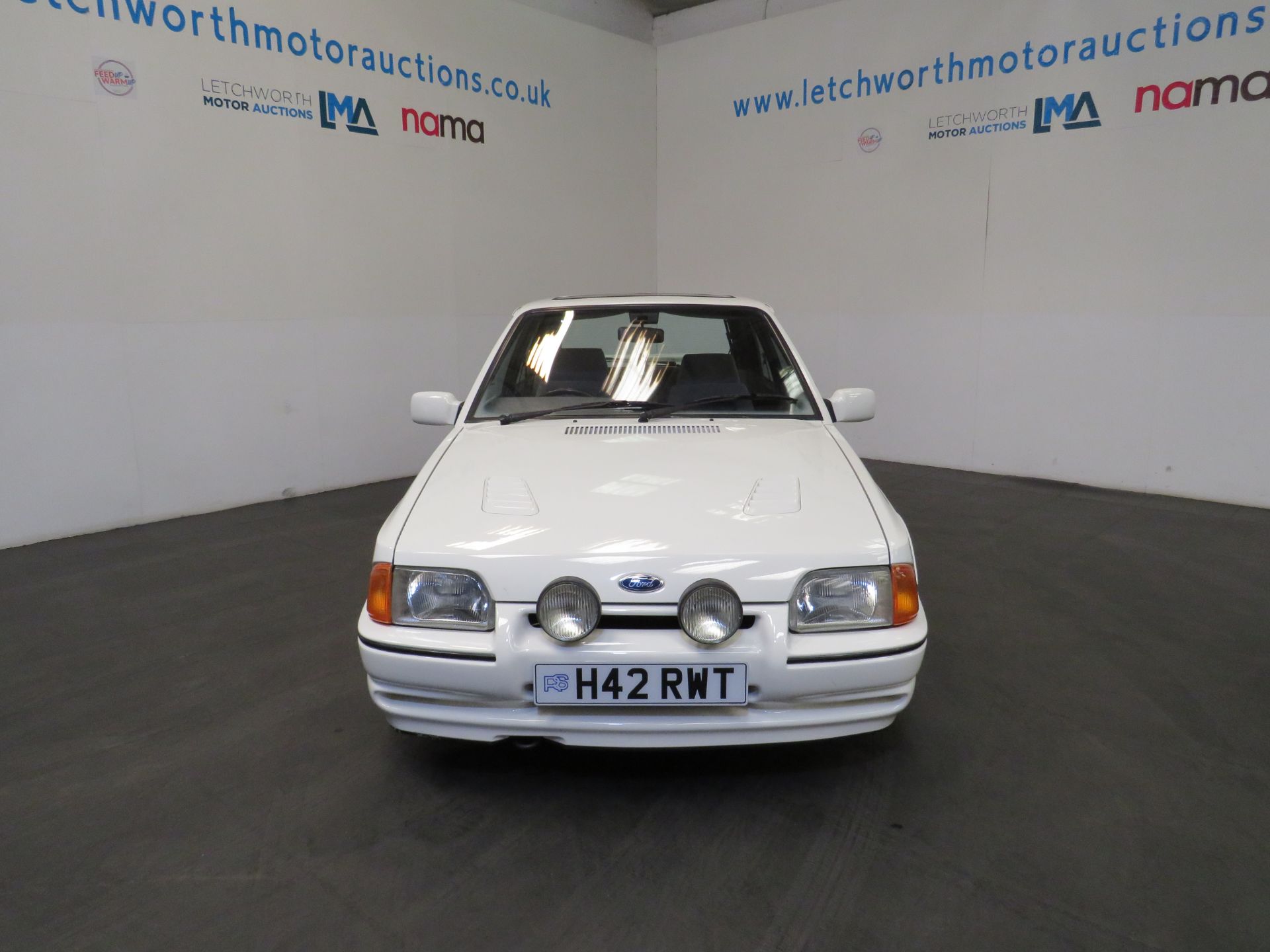 1990 Ford Escort RS Turbo - 1597cc - Image 2 of 15