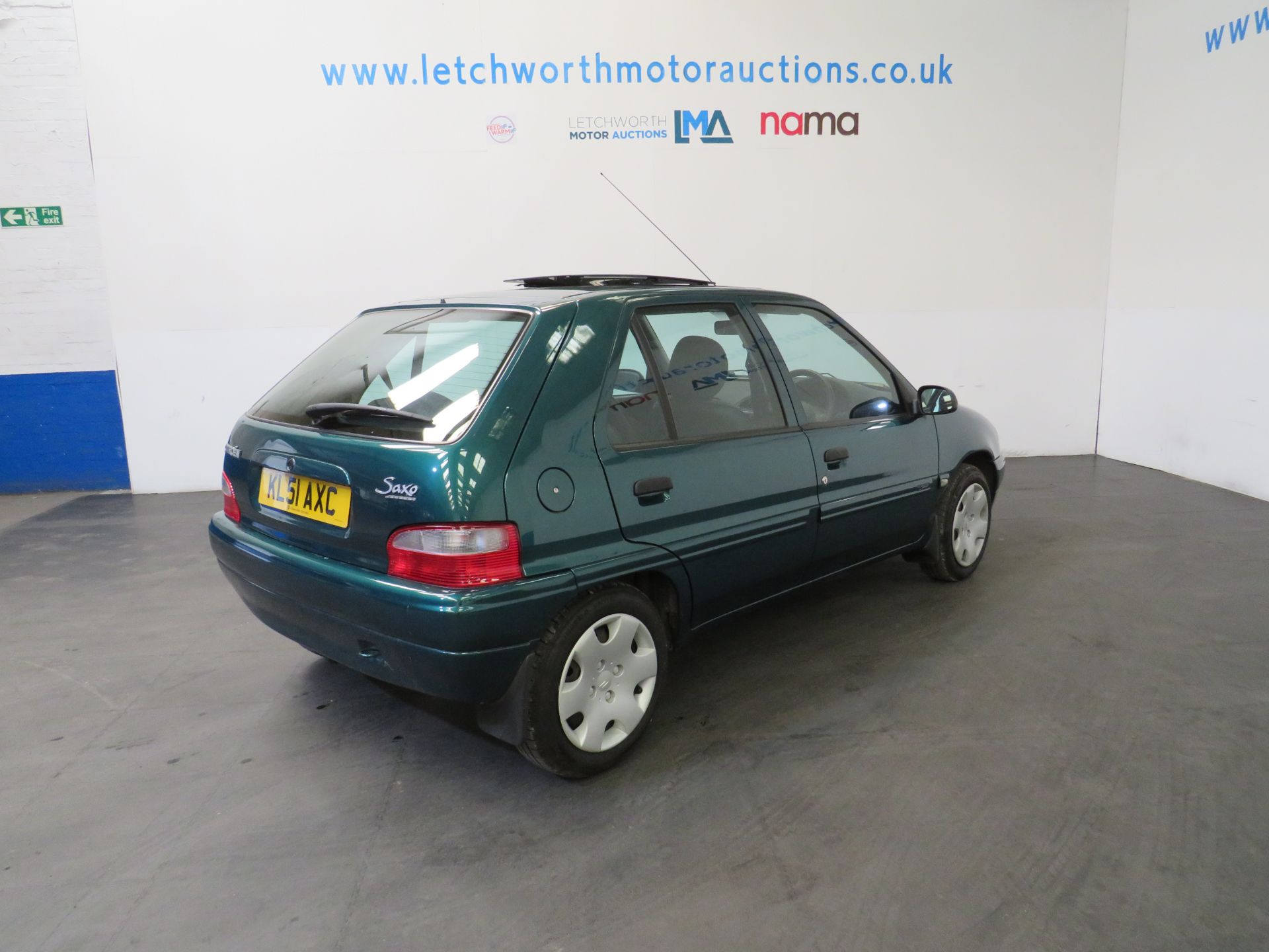 2001 Citroen Saxo Desire - 1124cc - ONE OWNER FROM NEW - Image 6 of 16