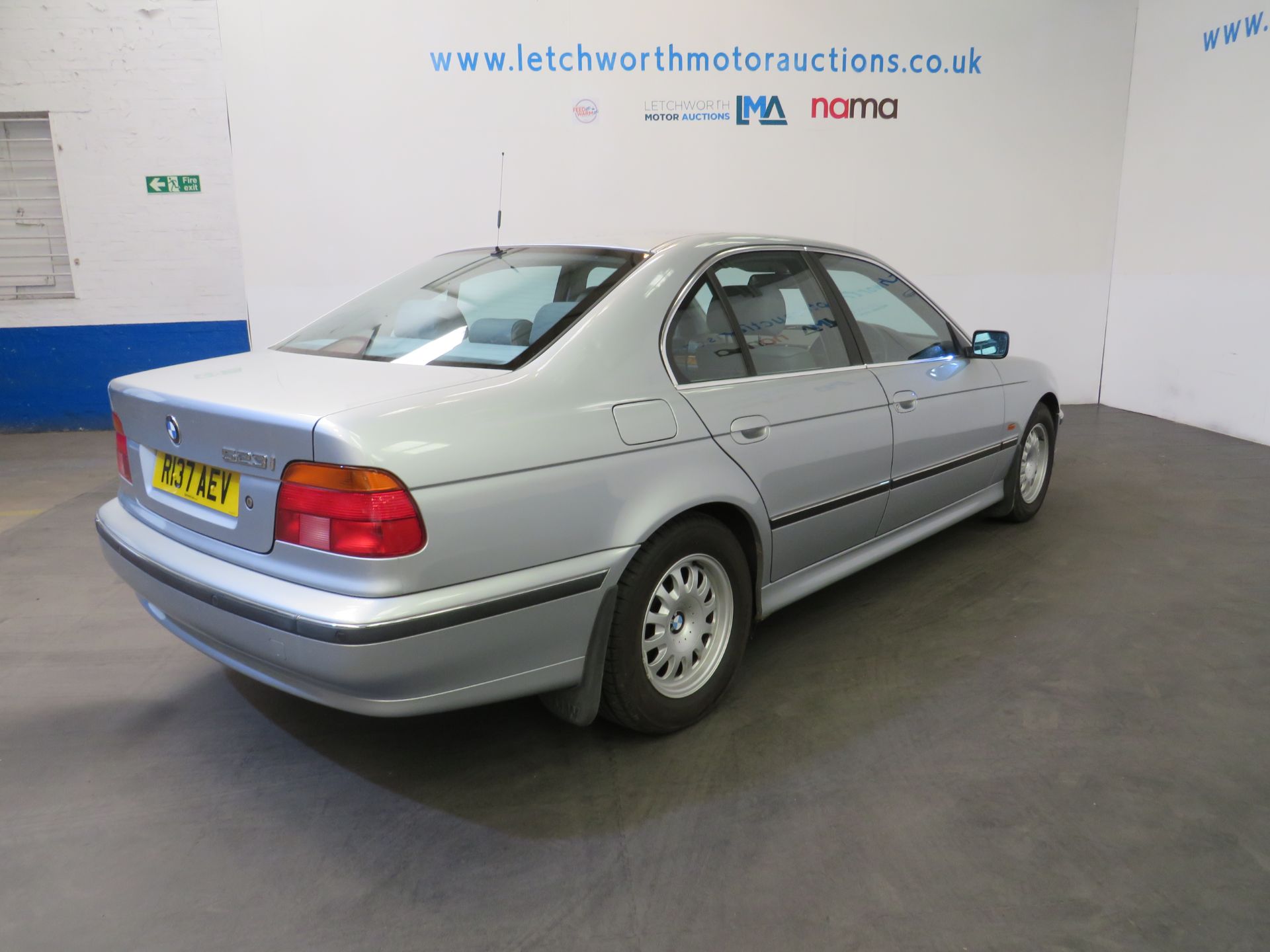 1997 BMW 523i Auto - 2494cc - Image 6 of 13