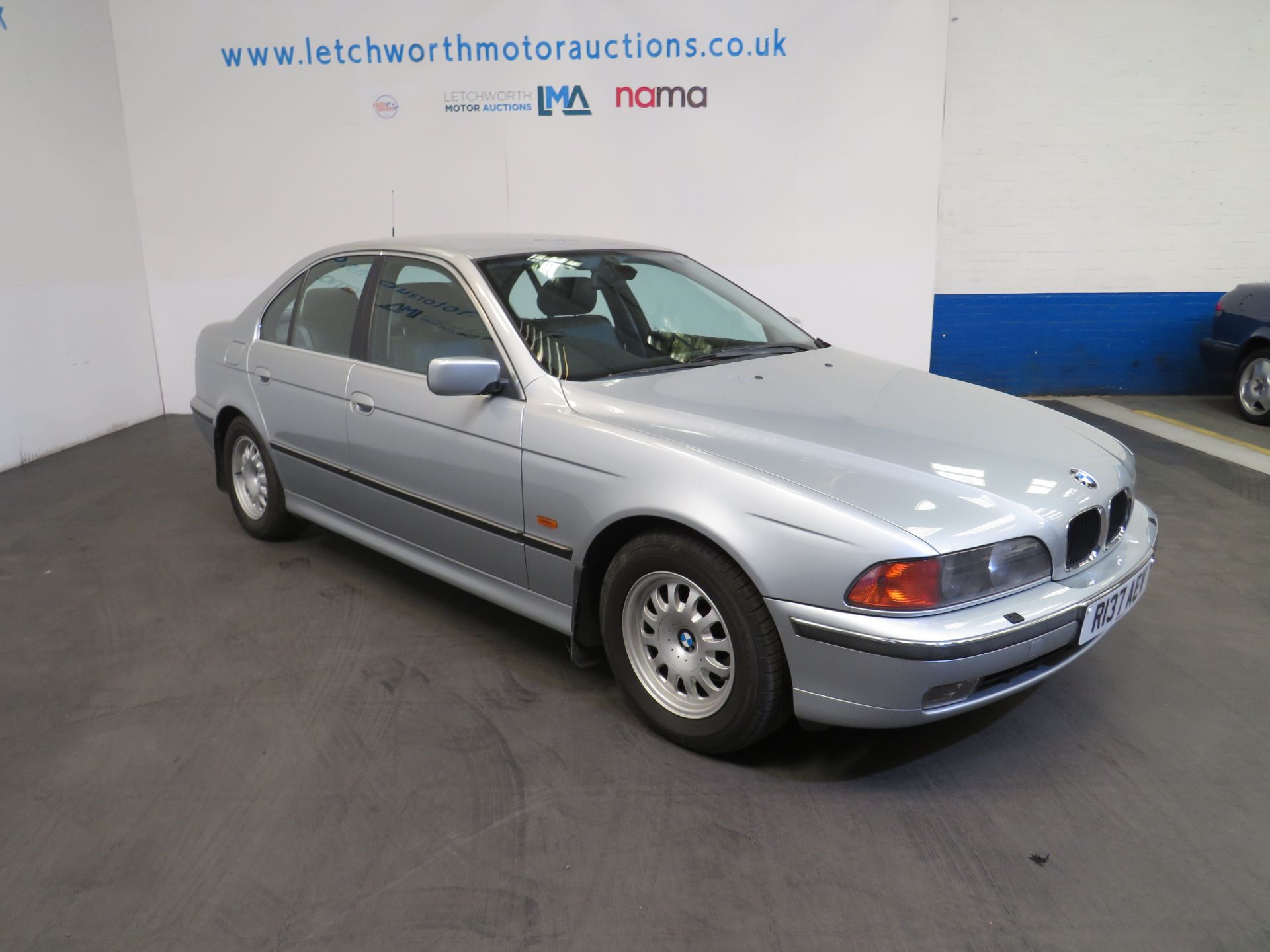 1997 BMW 523i Auto - 2494cc