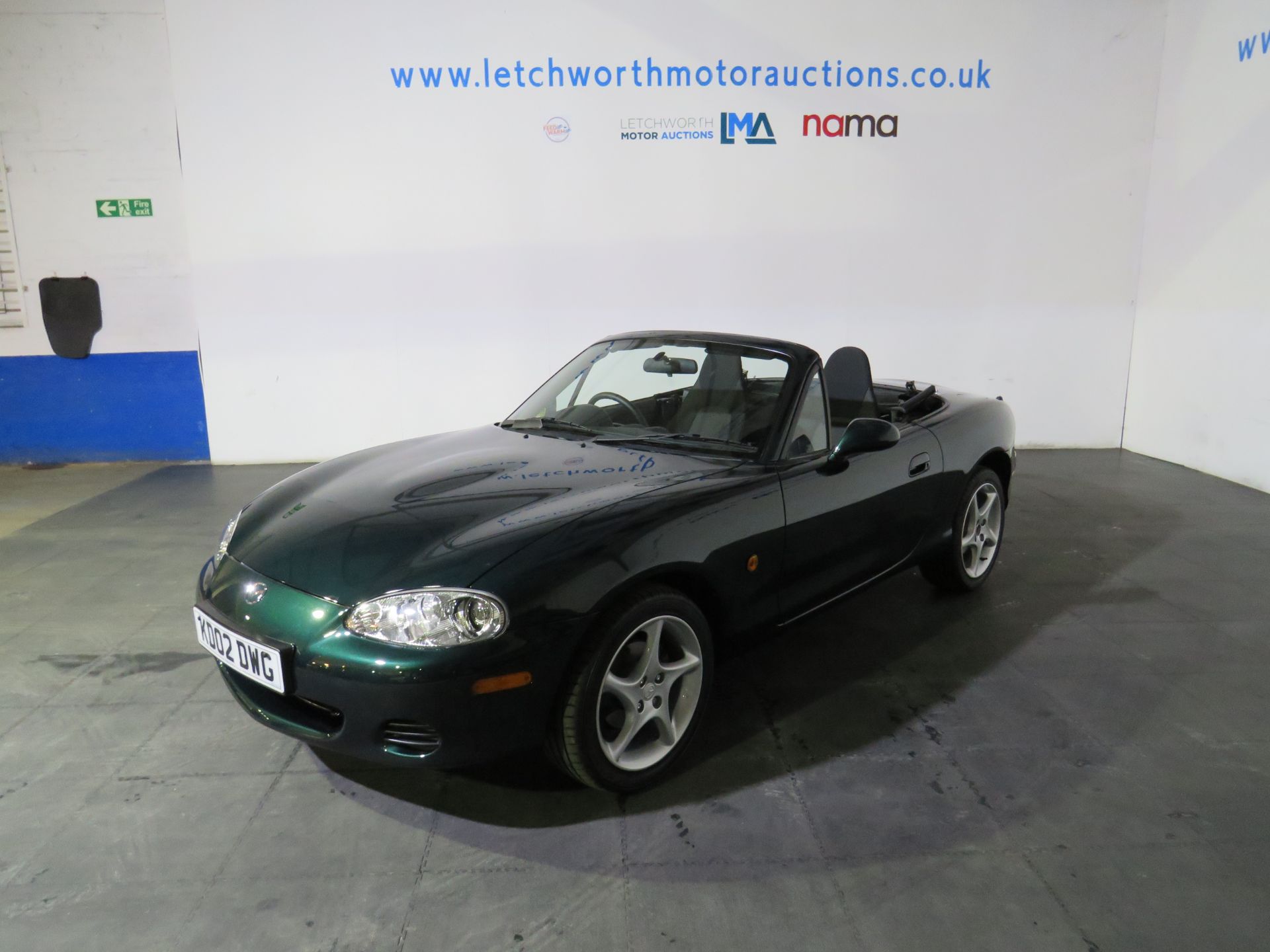 2002 Mazda MX-5 - 1598cc - 1,900 MILES FROM NEW - Image 5 of 39