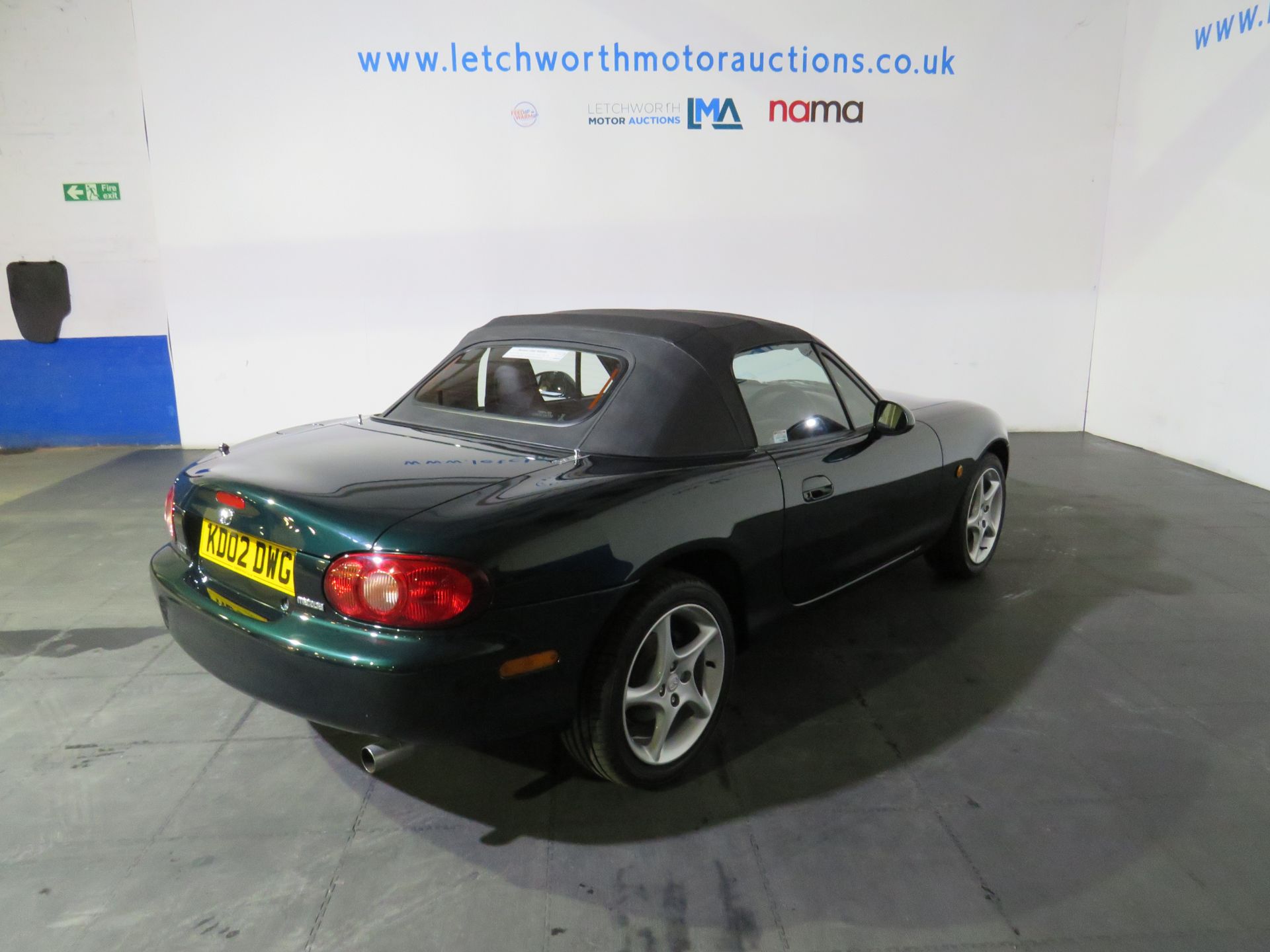 2002 Mazda MX-5 - 1598cc - 1,900 MILES FROM NEW - Image 12 of 39