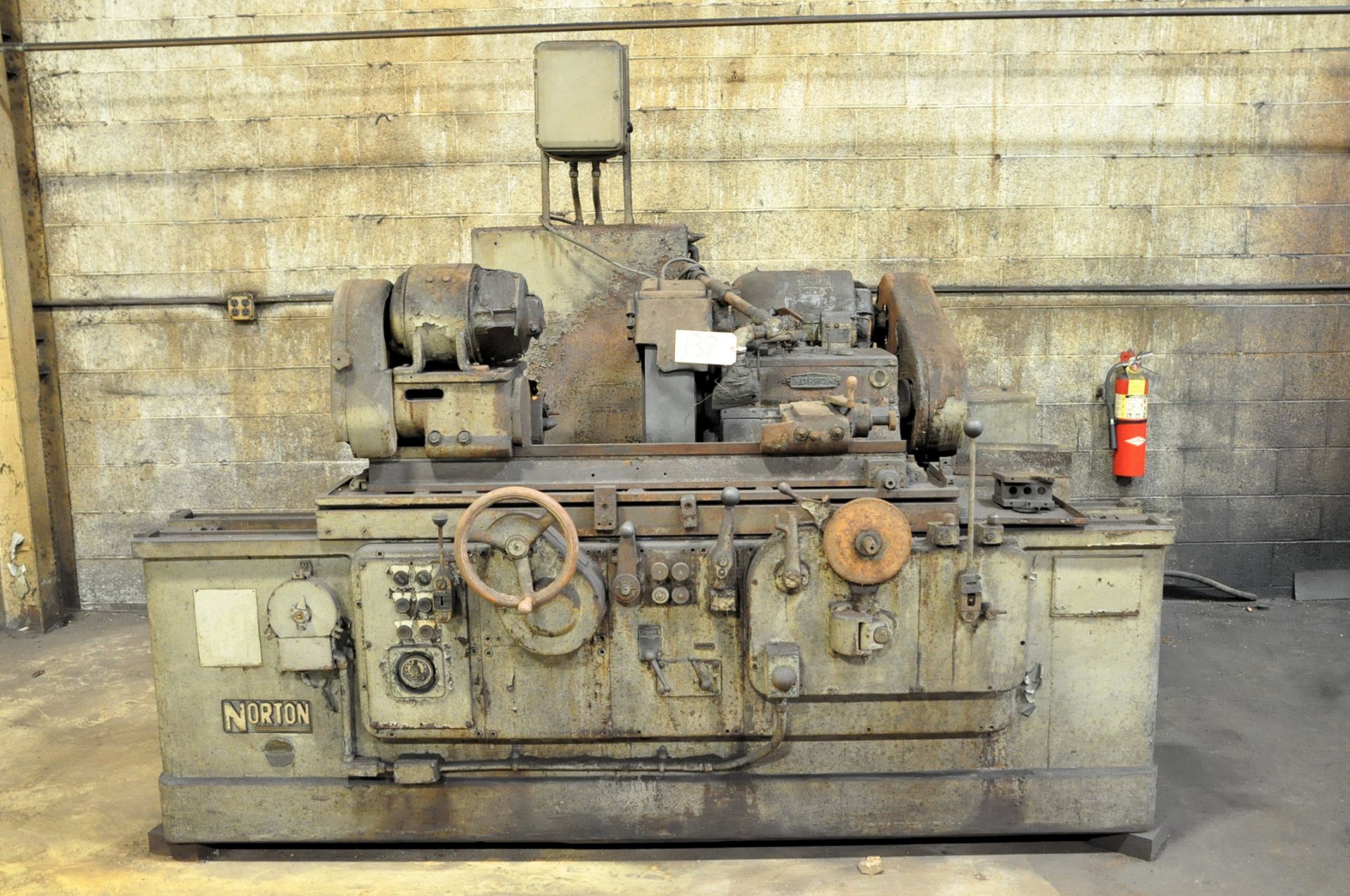 NORTON Model CTU, 6" x 30" O.D. Cylindrical Grinder, S/N 23560 (1951), 24" Grinding Wheel