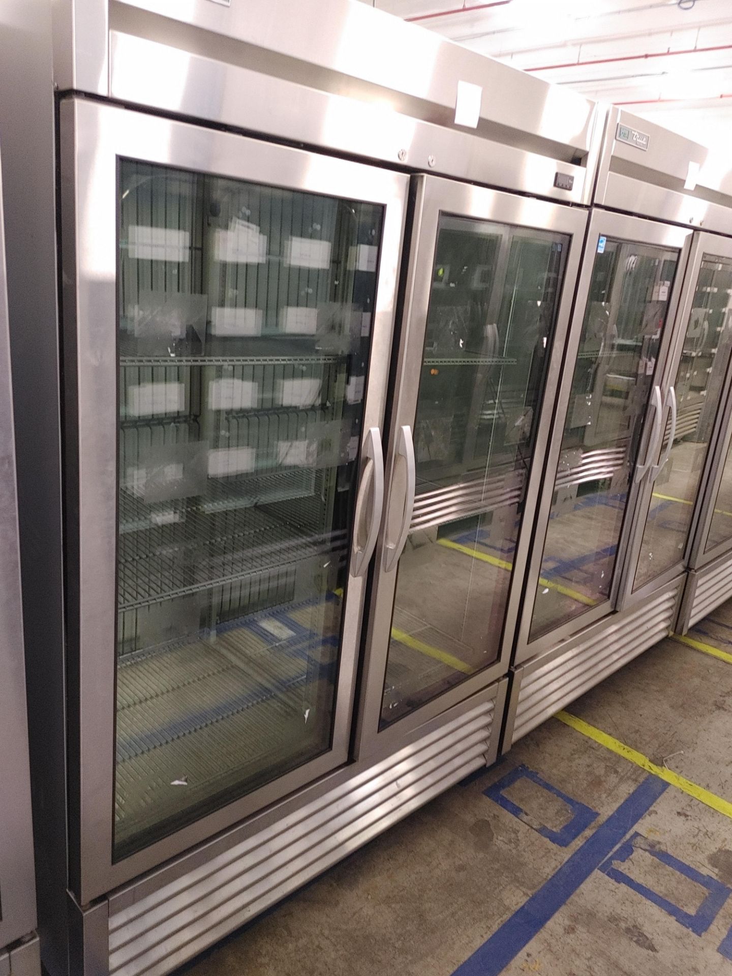 True "T-49FG-HC-FGD01" 2 Door Glass Front Freezer S/N 10304466