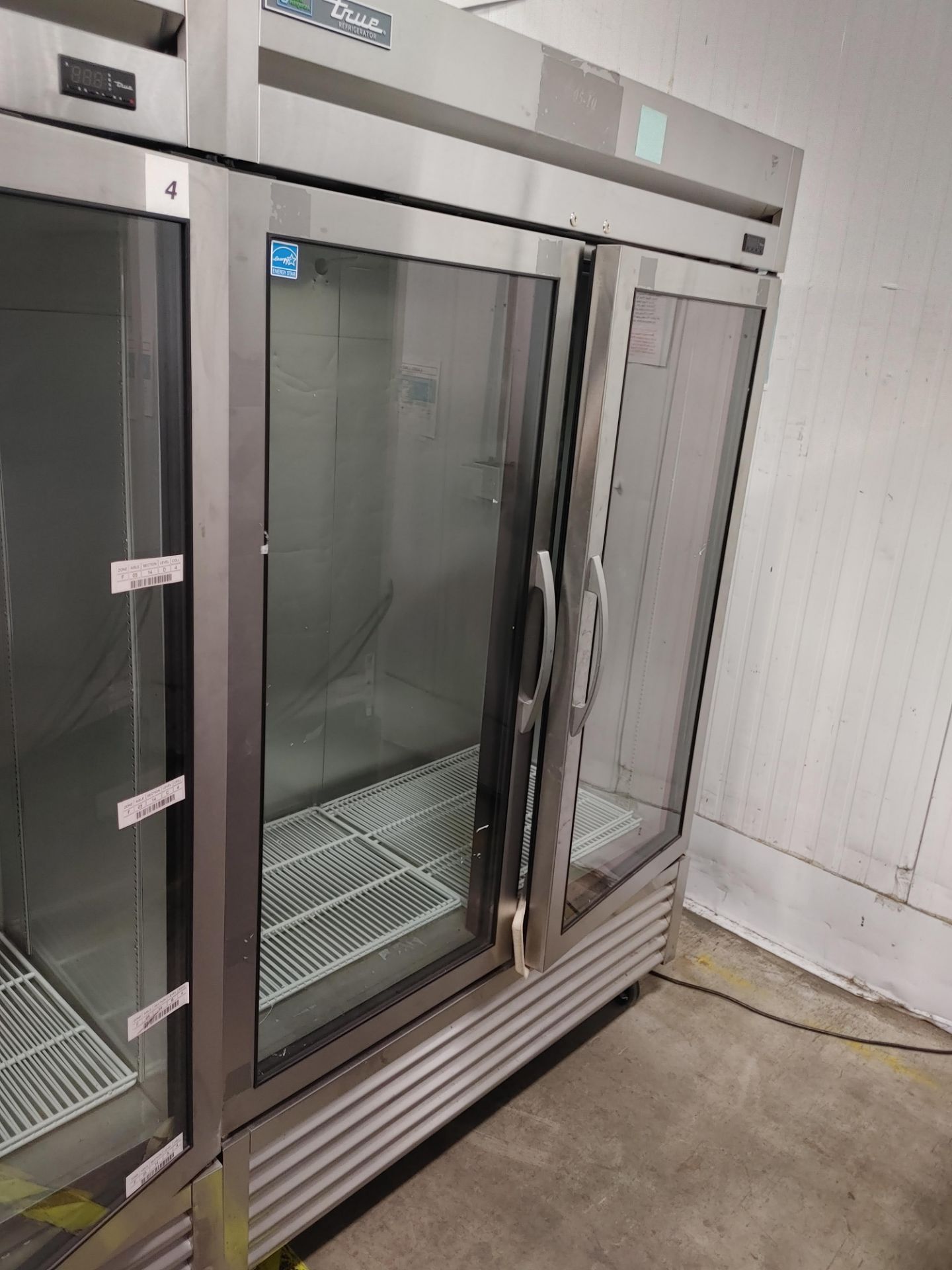 True "T-49G-HC-FGD01" 2 Door Glass Front Refrigerator S/N 10225423
