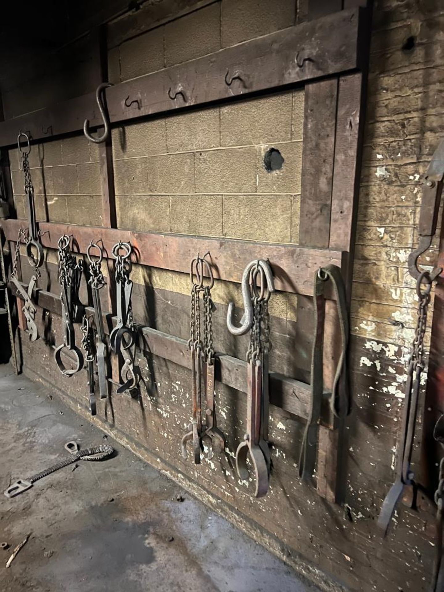 Room full of steel gauges, cutouts, templates, tables, tongs, and grinder spare parts - Image 3 of 11