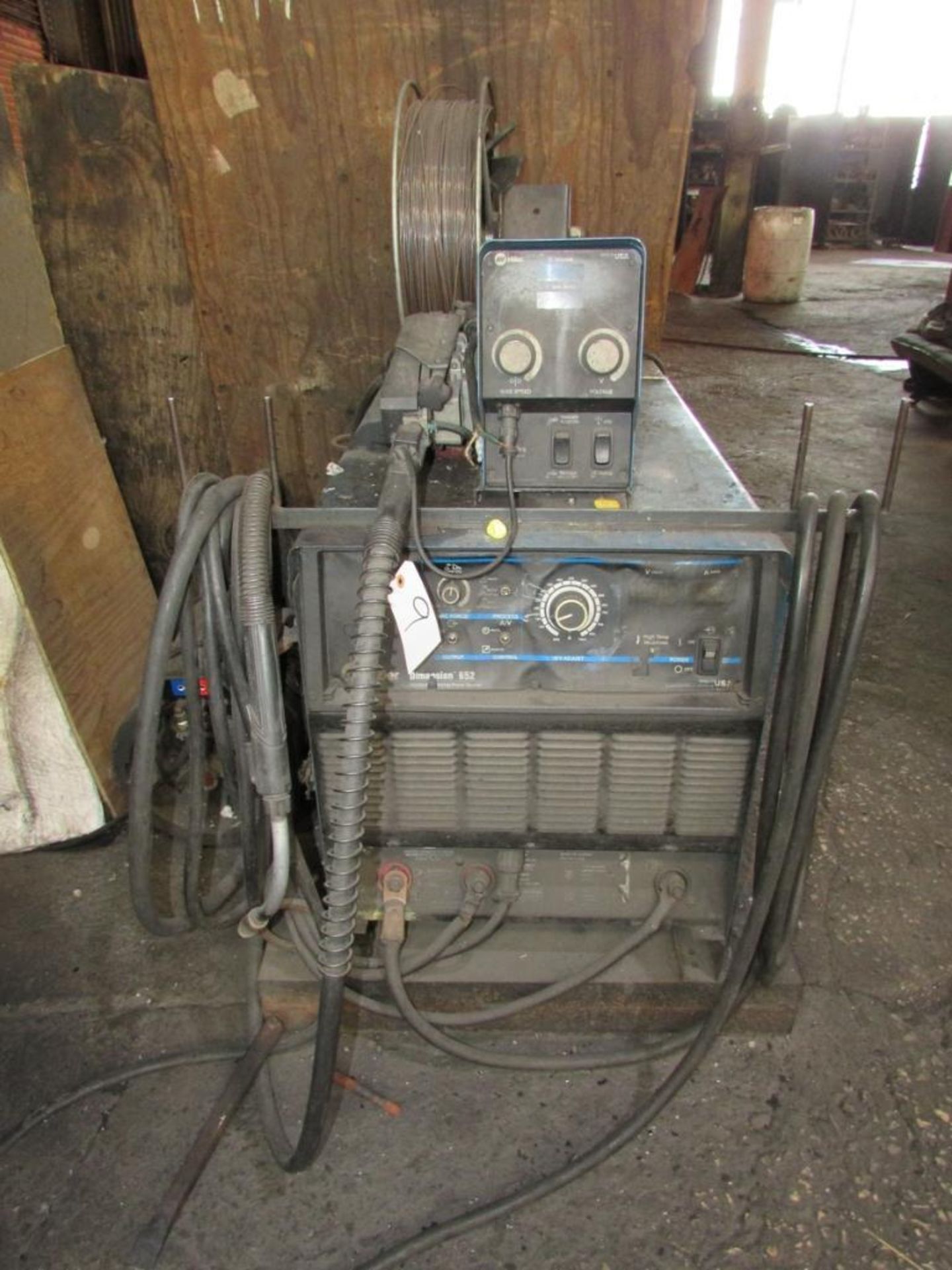 Miller Dimension 652 CC CV DC Welding Power Source - Image 2 of 8