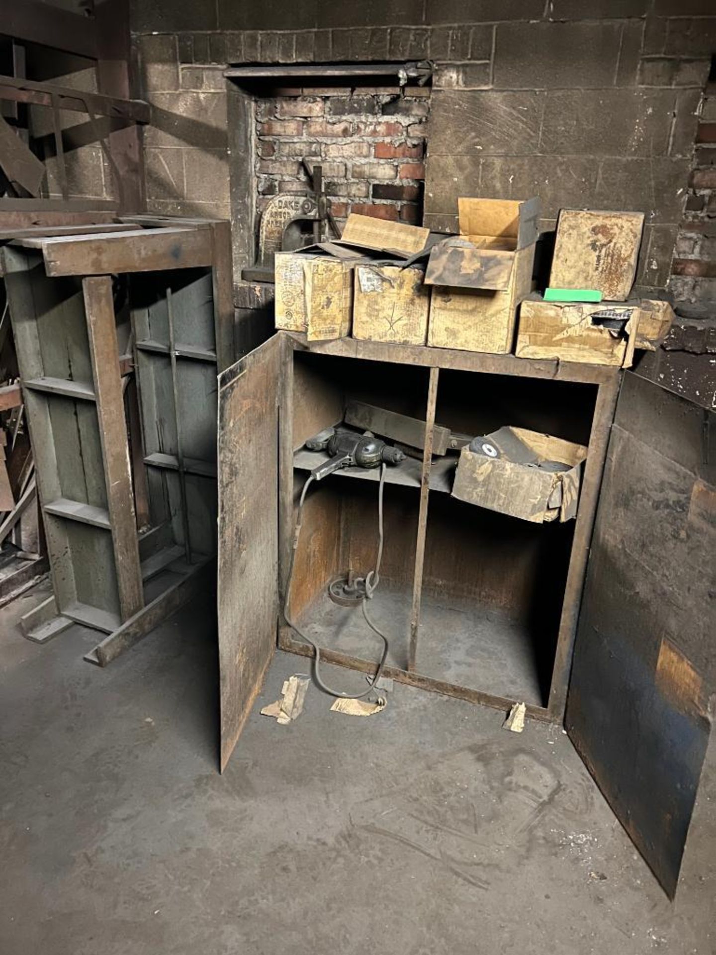 Room full of steel gauges, cutouts, templates, tables, tongs, and grinder spare parts - Image 7 of 11