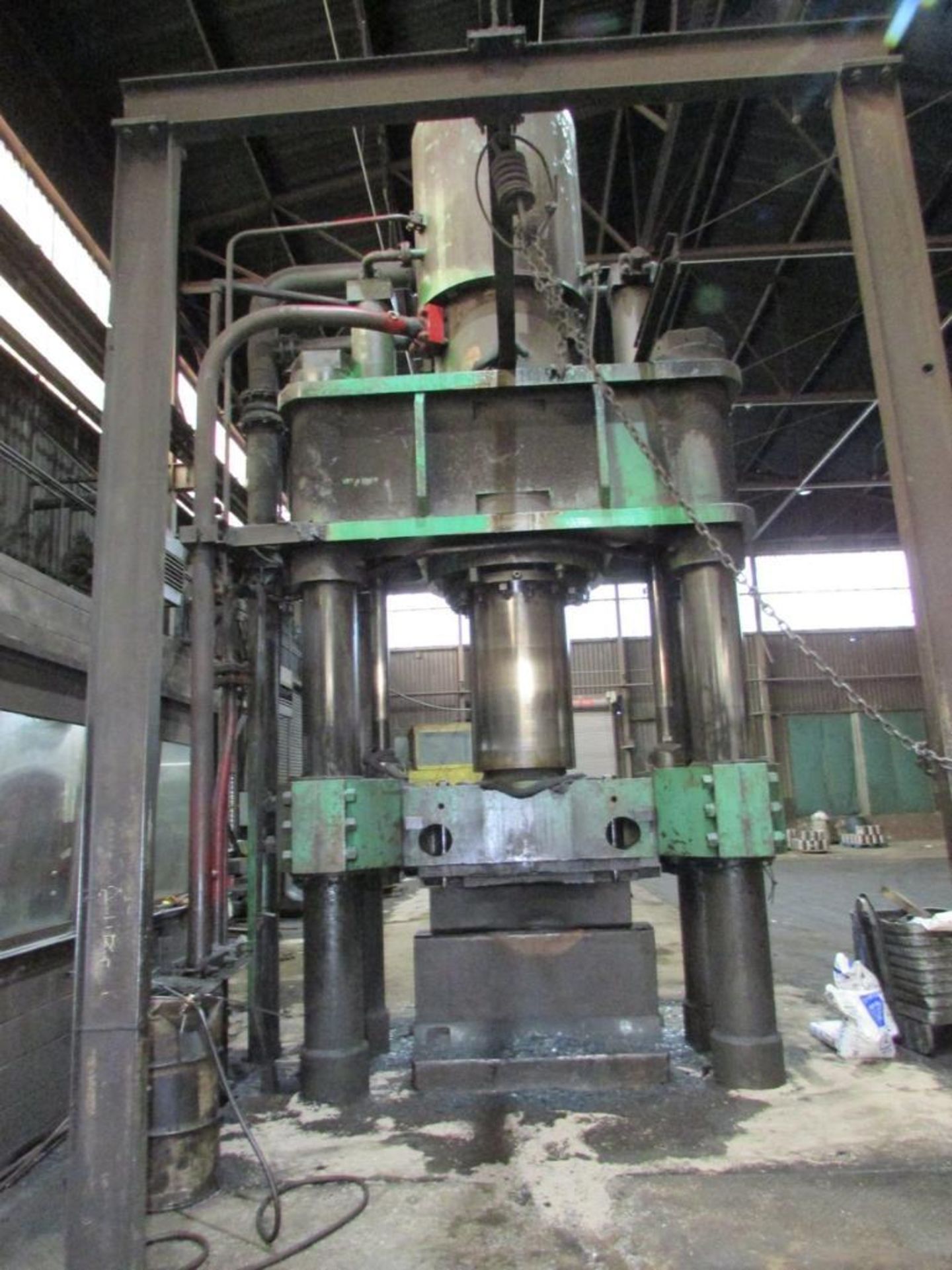 Tower Hydraulics 2000 Ton 4-Post Hydraulic Press - Image 7 of 20