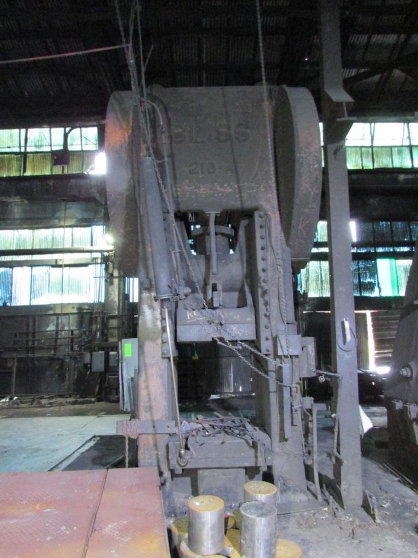 Bliss 210-A 440 Ton Double Crank Mechanical Press - Image 2 of 13