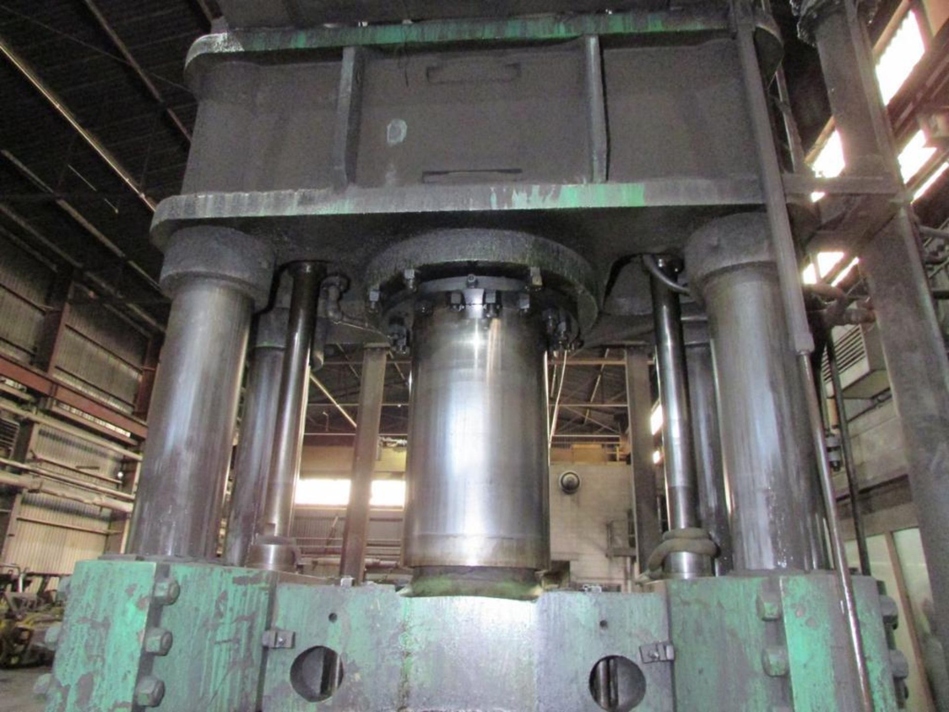 Tower Hydraulics 2000 Ton 4-Post Hydraulic Press - Image 4 of 20