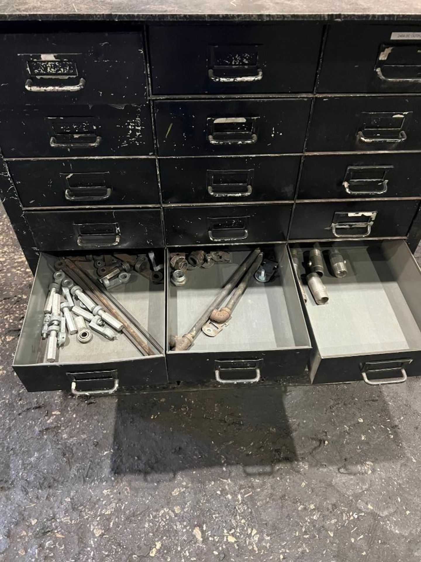 22 Drawer Black Steel Toolbox w contents - Image 6 of 7