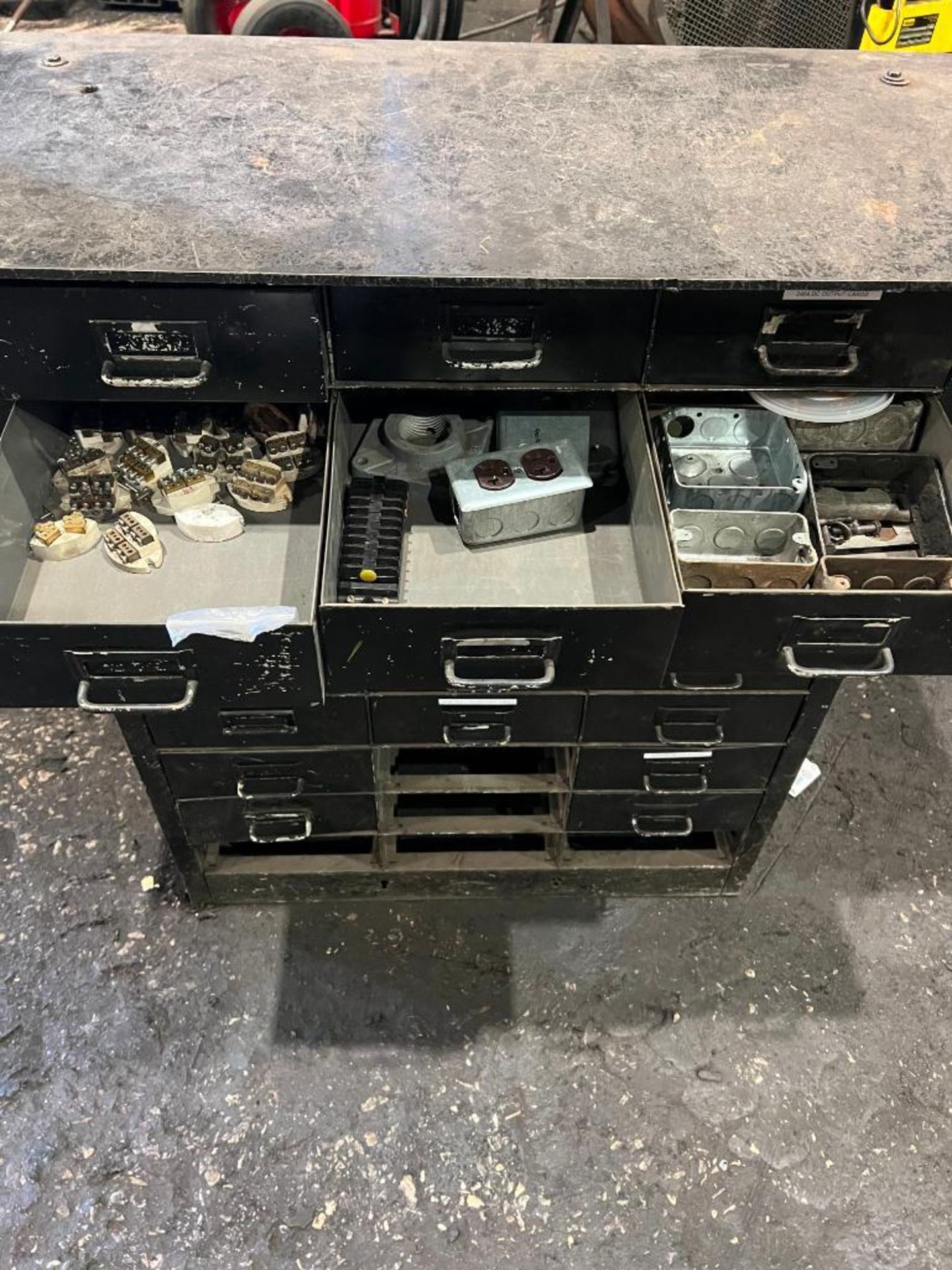 22 Drawer Black Steel Toolbox w contents - Image 3 of 7