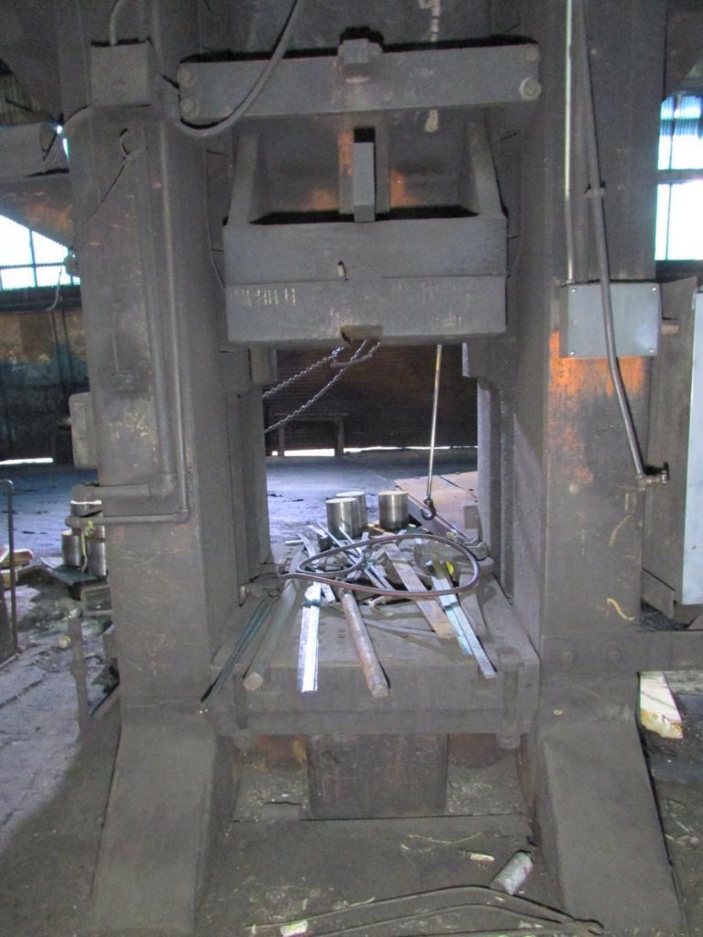 Bliss 210-A 440 Ton Double Crank Mechanical Press - Image 8 of 13