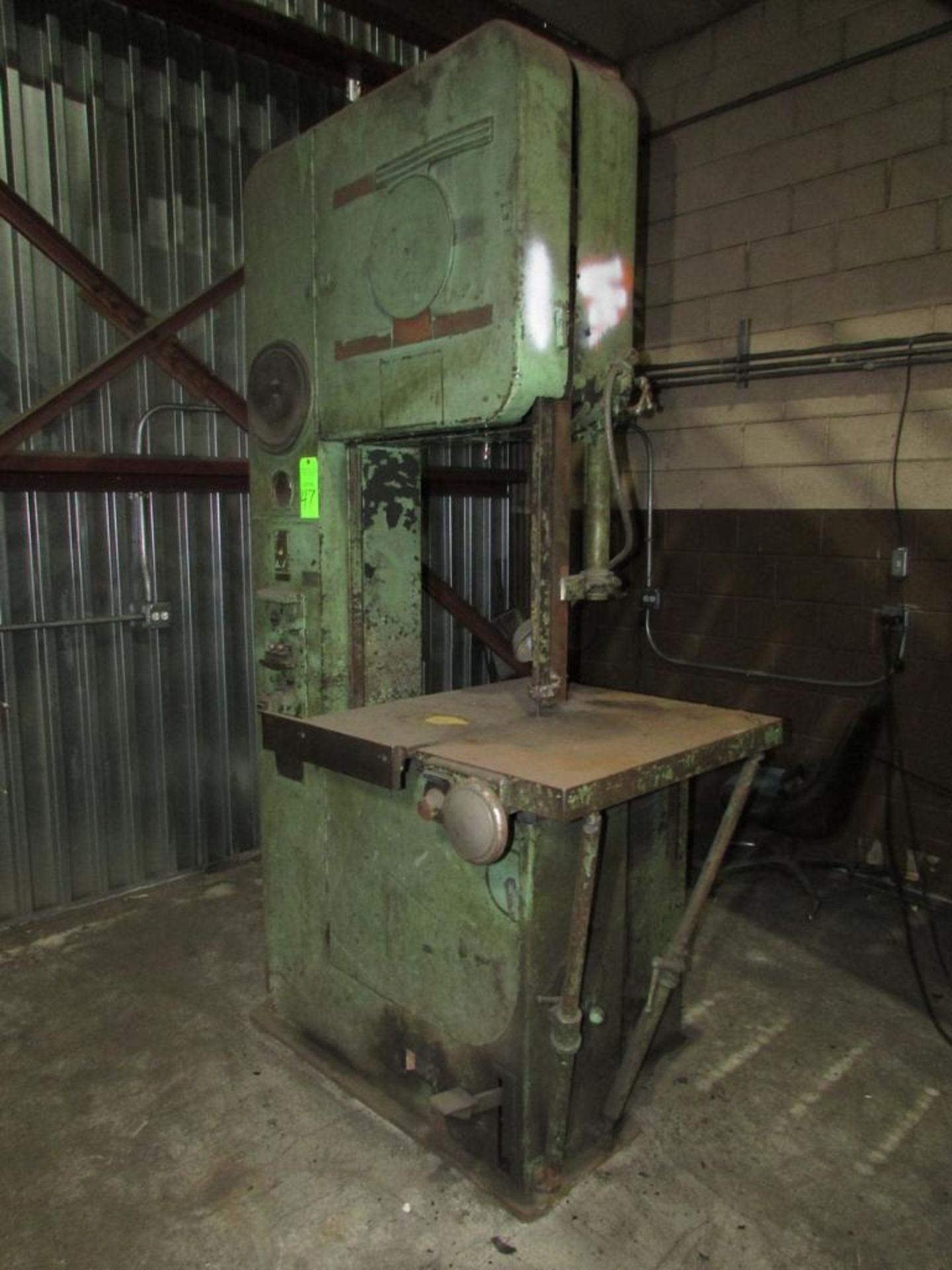 DoAll Vertical Bandsaw - Image 2 of 7