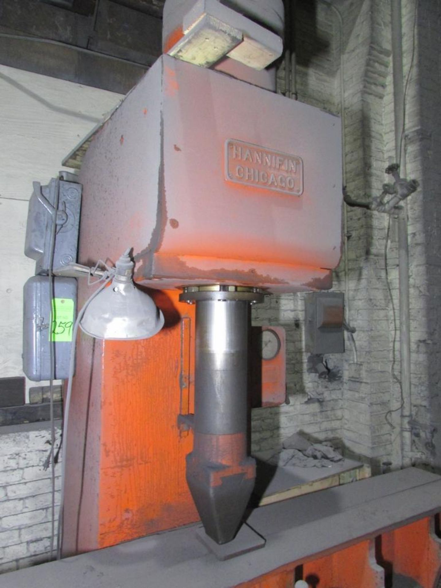 Hannifin 70 Ton Hydraulic Straightening Press - Image 4 of 8
