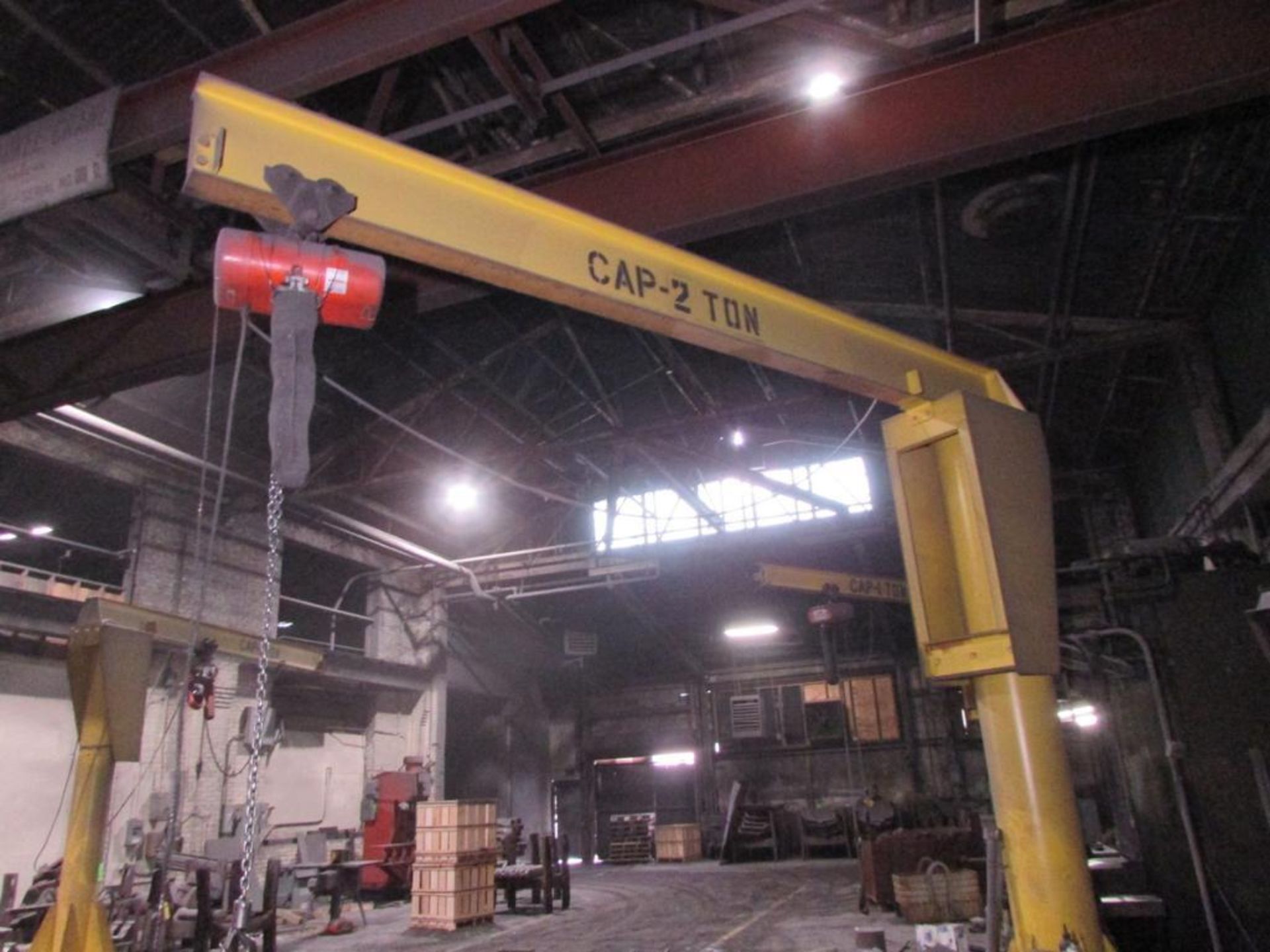 Abell-Howe 2-Ton Freestanding Jib Crane - Image 4 of 6