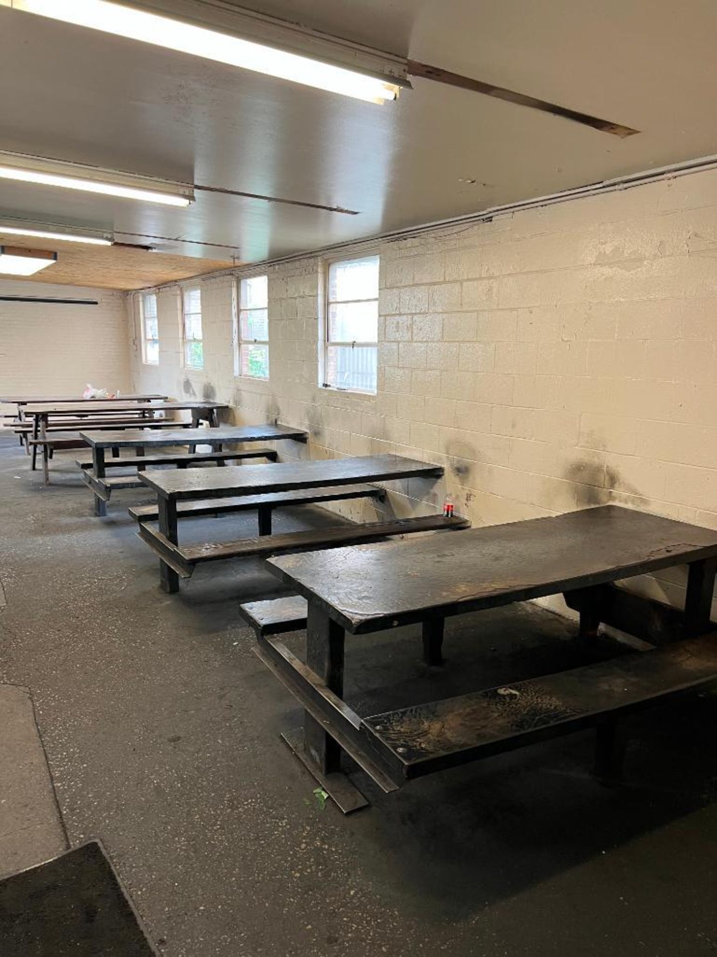 Cafeteria Room Contents