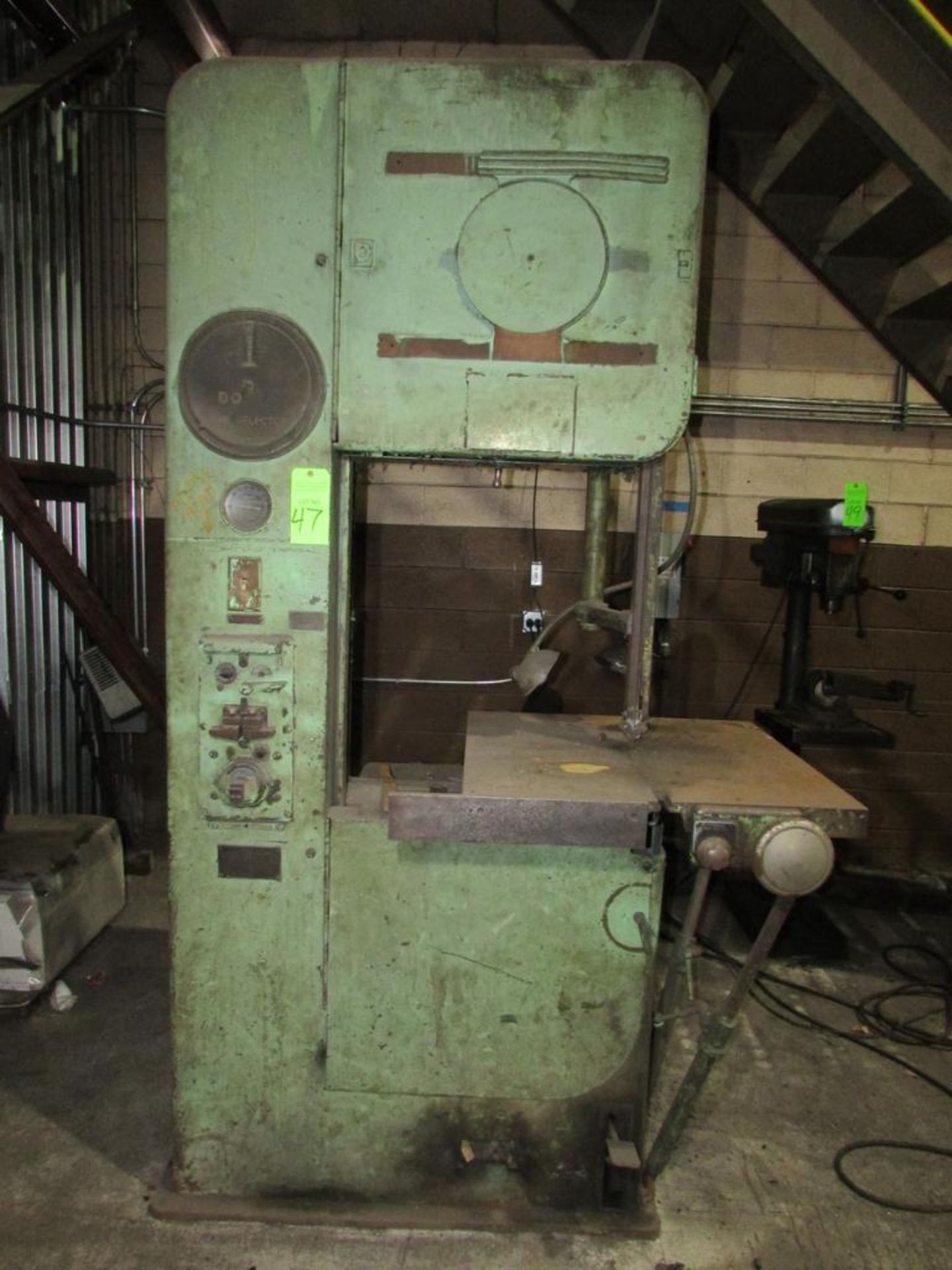 DoAll Vertical Bandsaw