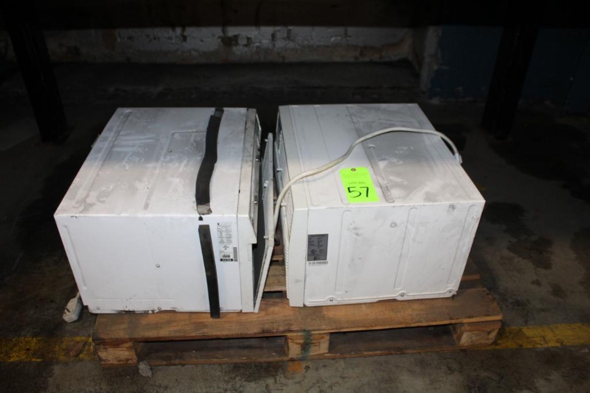 Lot of 2 AC Wall Units - Image 2 of 3