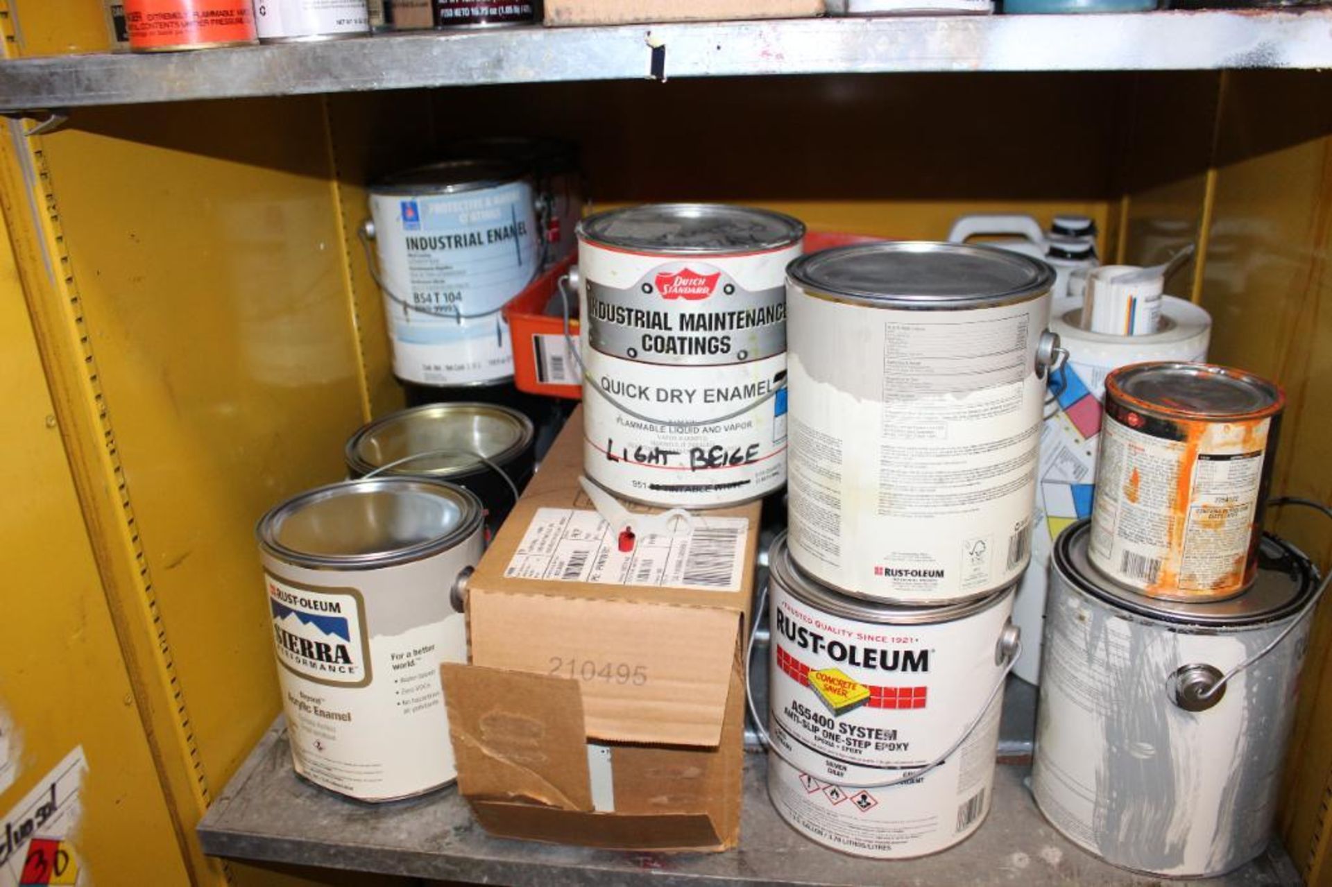 Flammable Cabinet with Contents - Image 3 of 4