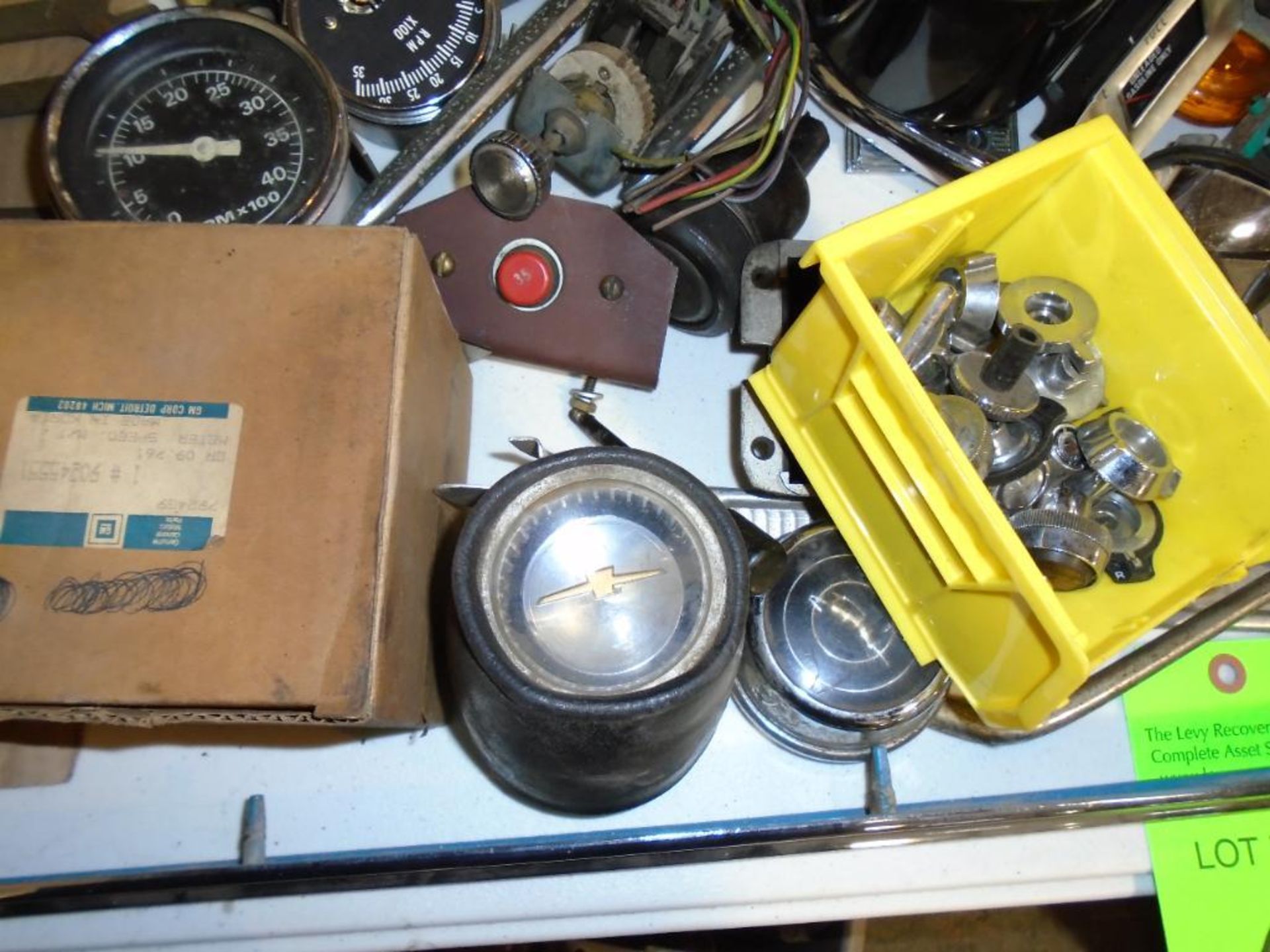 Lot of Assorted Truck/Car Parts - Image 8 of 8