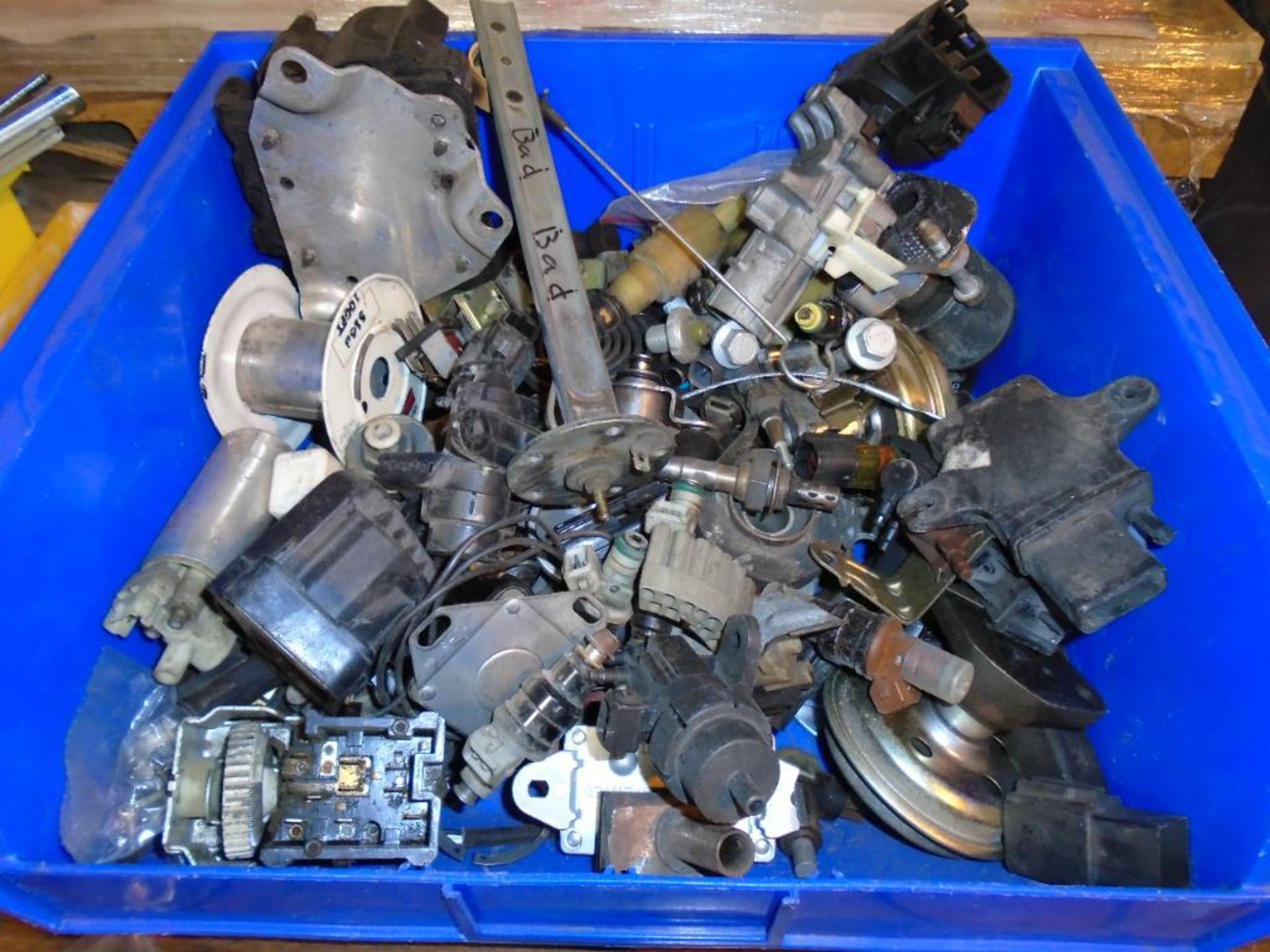 Lot of Assorted Truck/Car Parts - Image 3 of 7