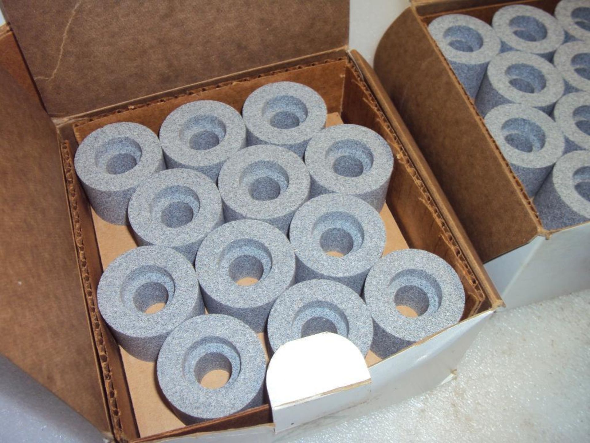 Grinding Wheels - Image 2 of 5