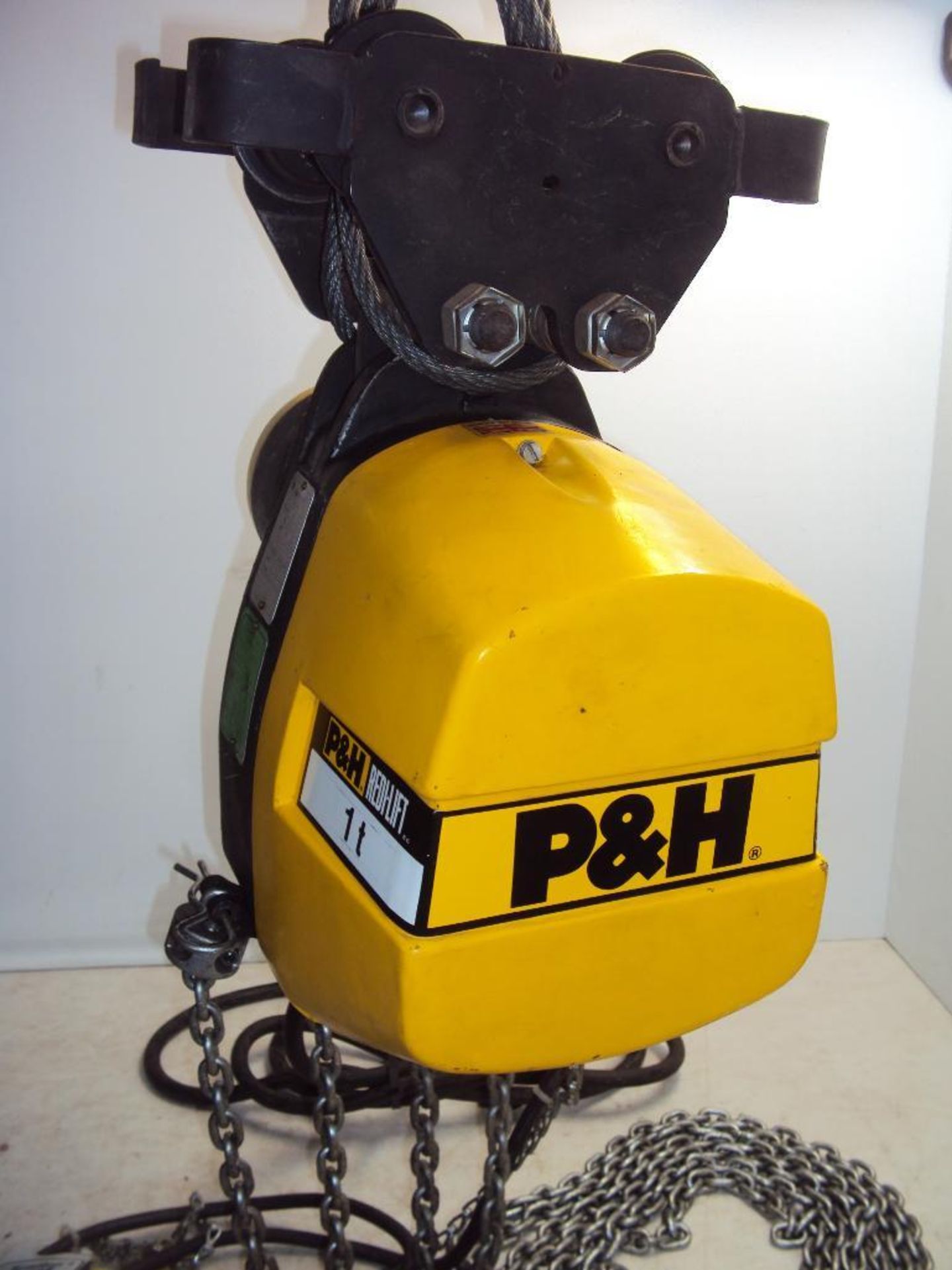 P&H Redi-Lift 20' Drop 1 Ton Electric Chain Hoist and Trolley - Image 3 of 7