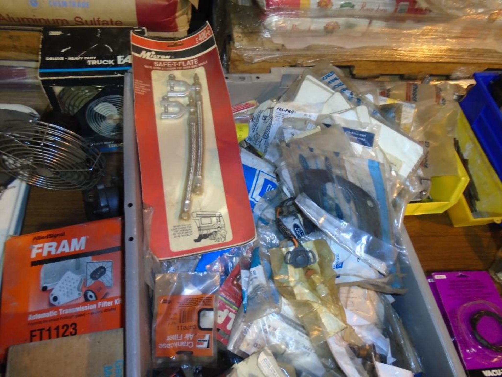 Lot of Assorted Truck/Car Parts - Image 7 of 7