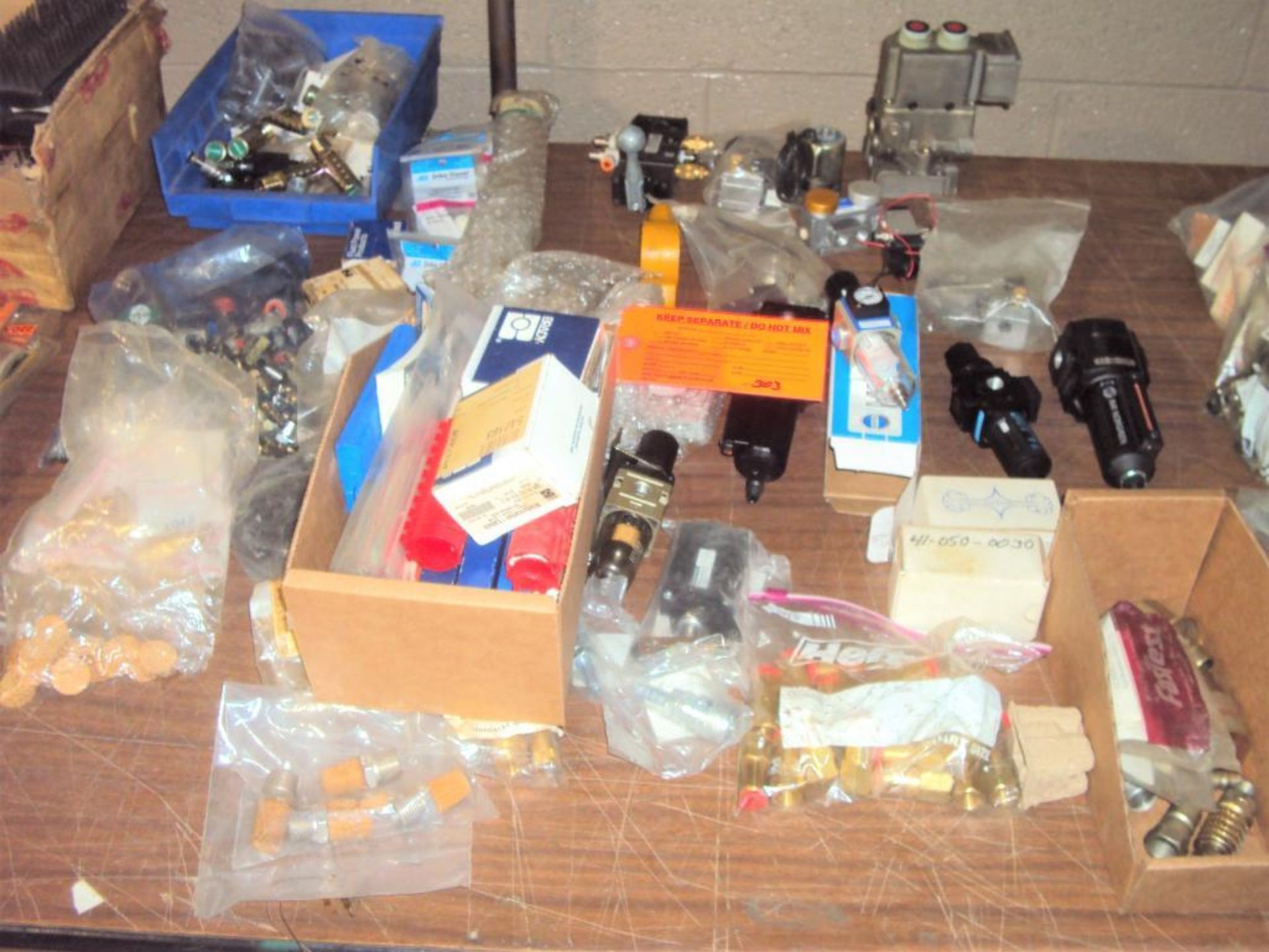 Assorted Pneumatic Components