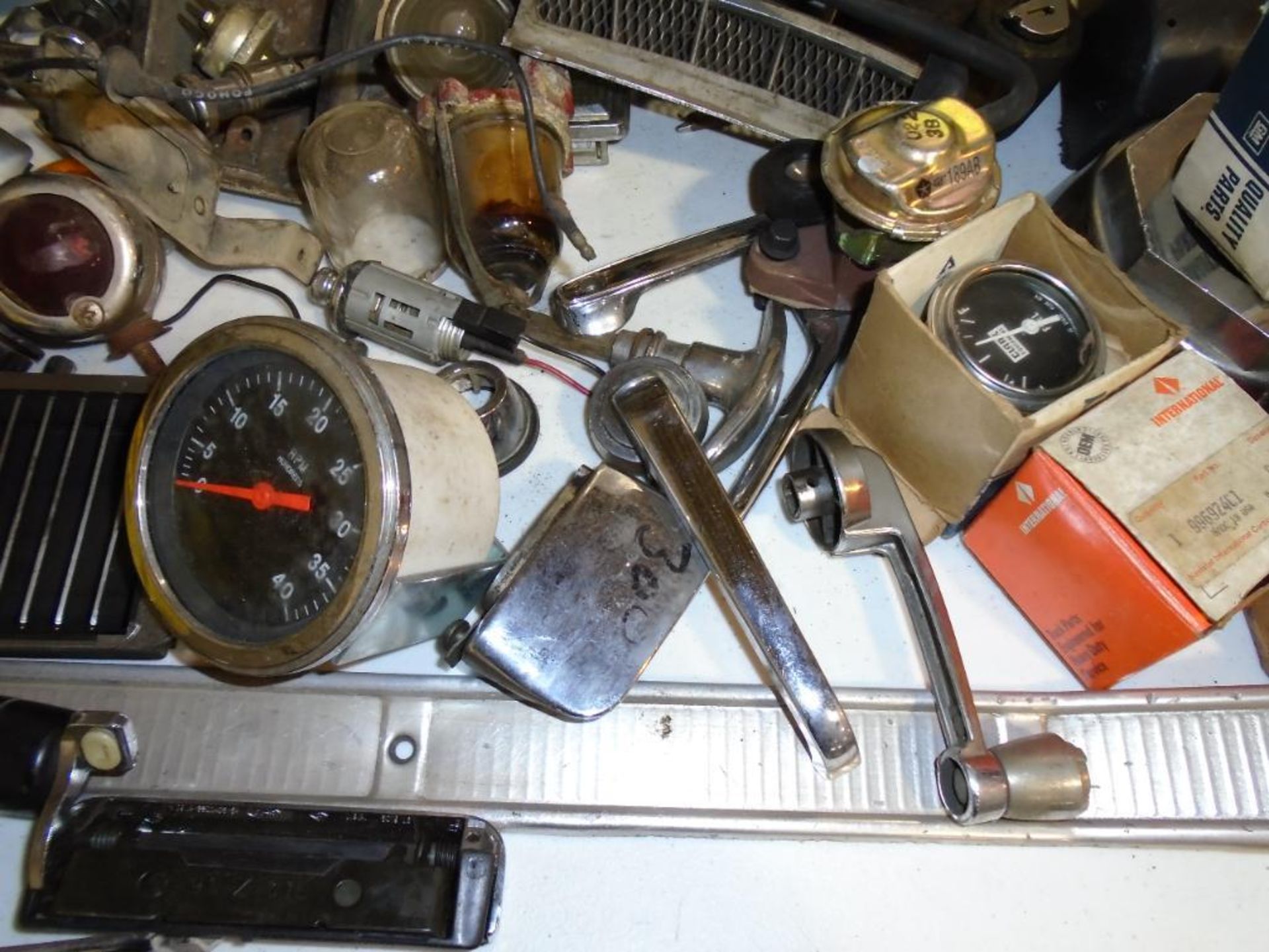 Lot of Assorted Truck/Car Parts - Image 6 of 8