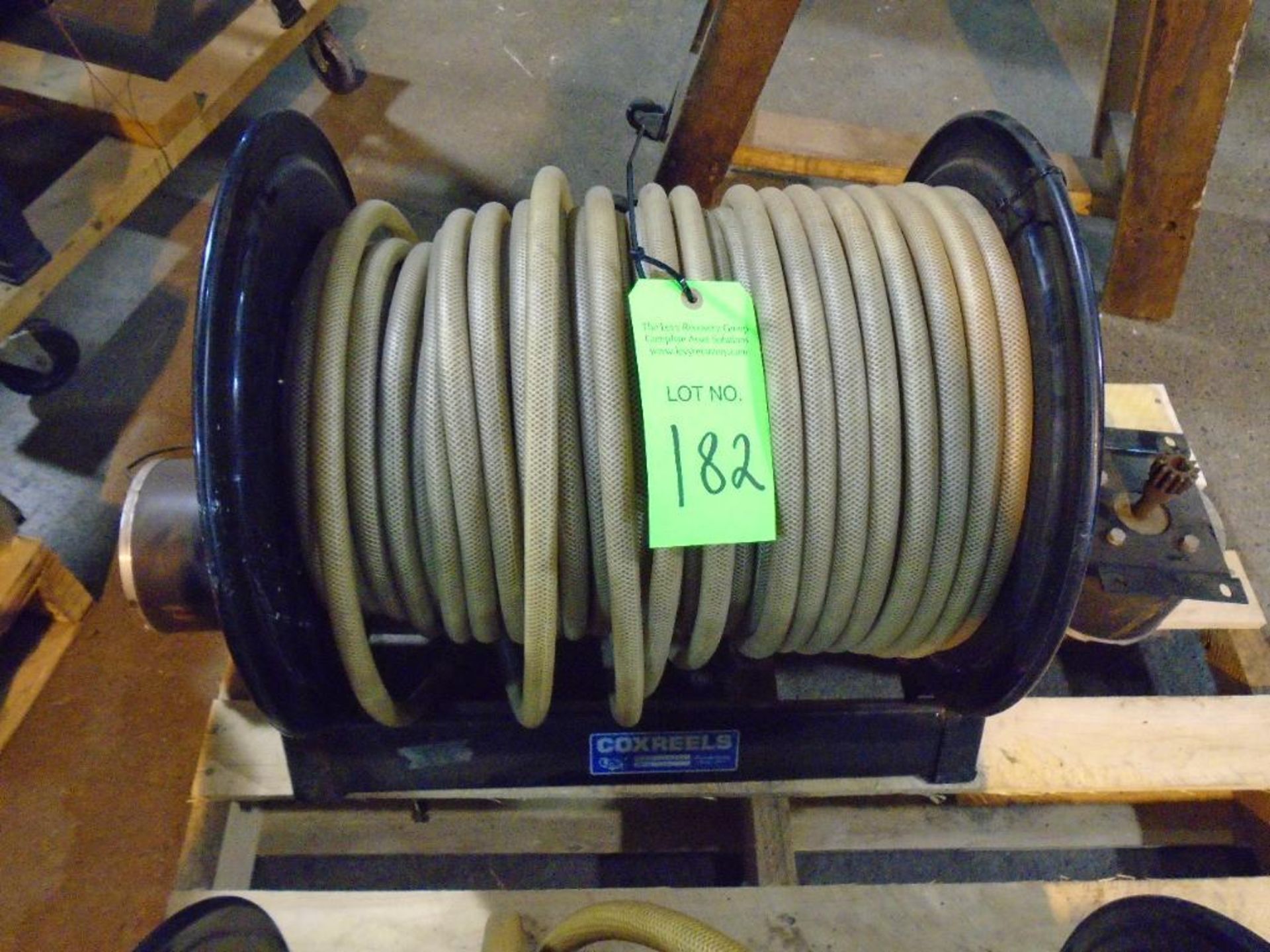 CoxReels Hose Reel Model:1125-4-325-E-KVXX