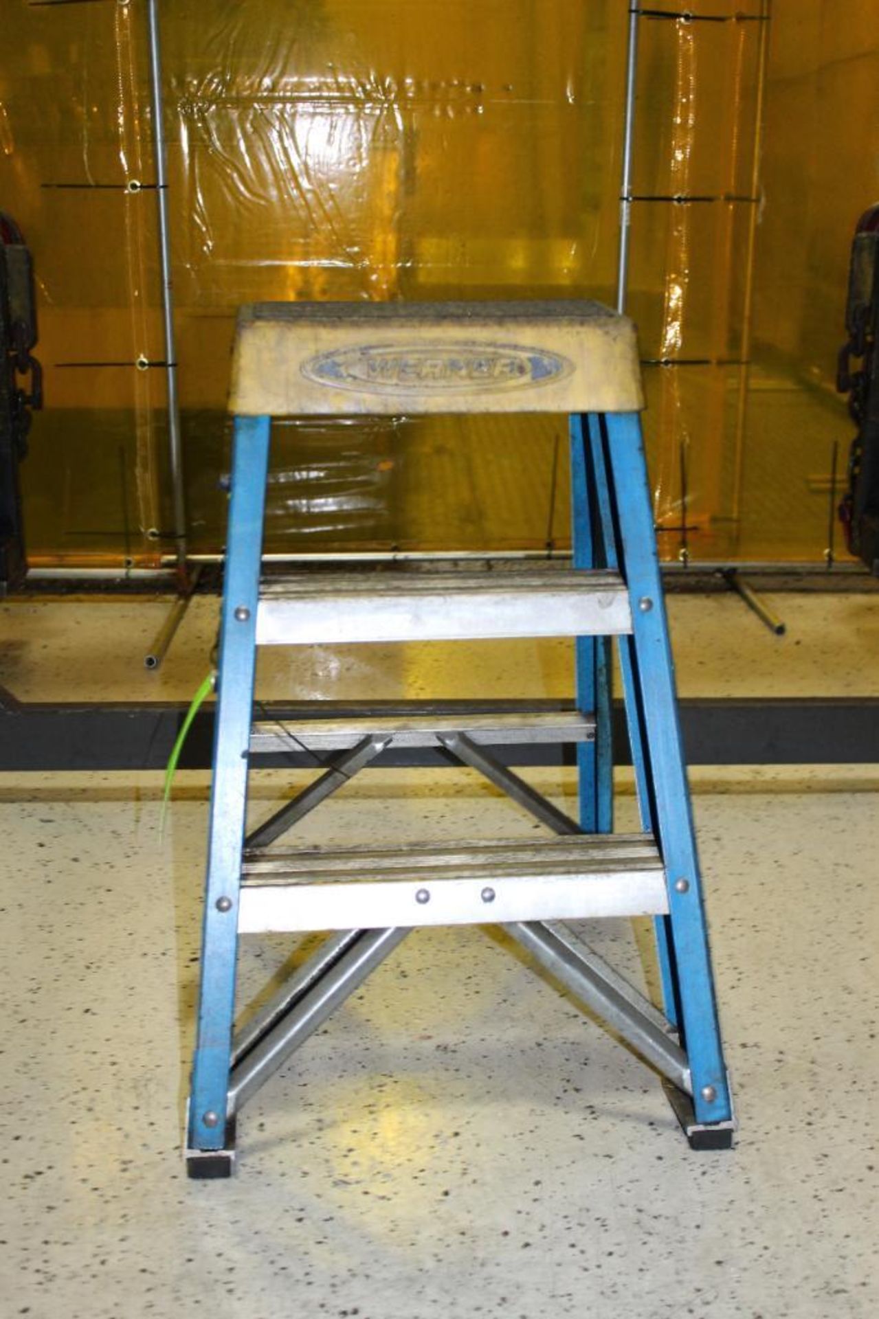 Werner 2' Step Ladder Model 6002 - Image 2 of 2